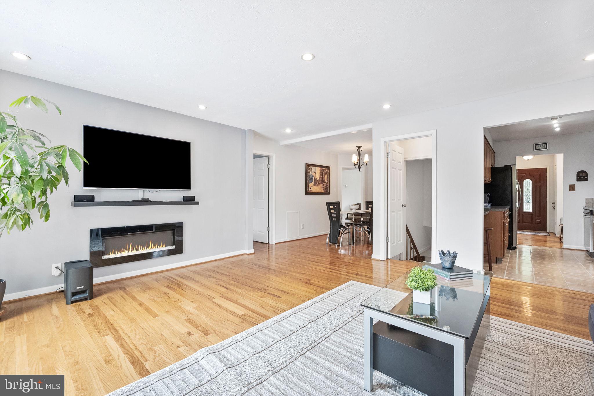 SILVER ROCK - Residential