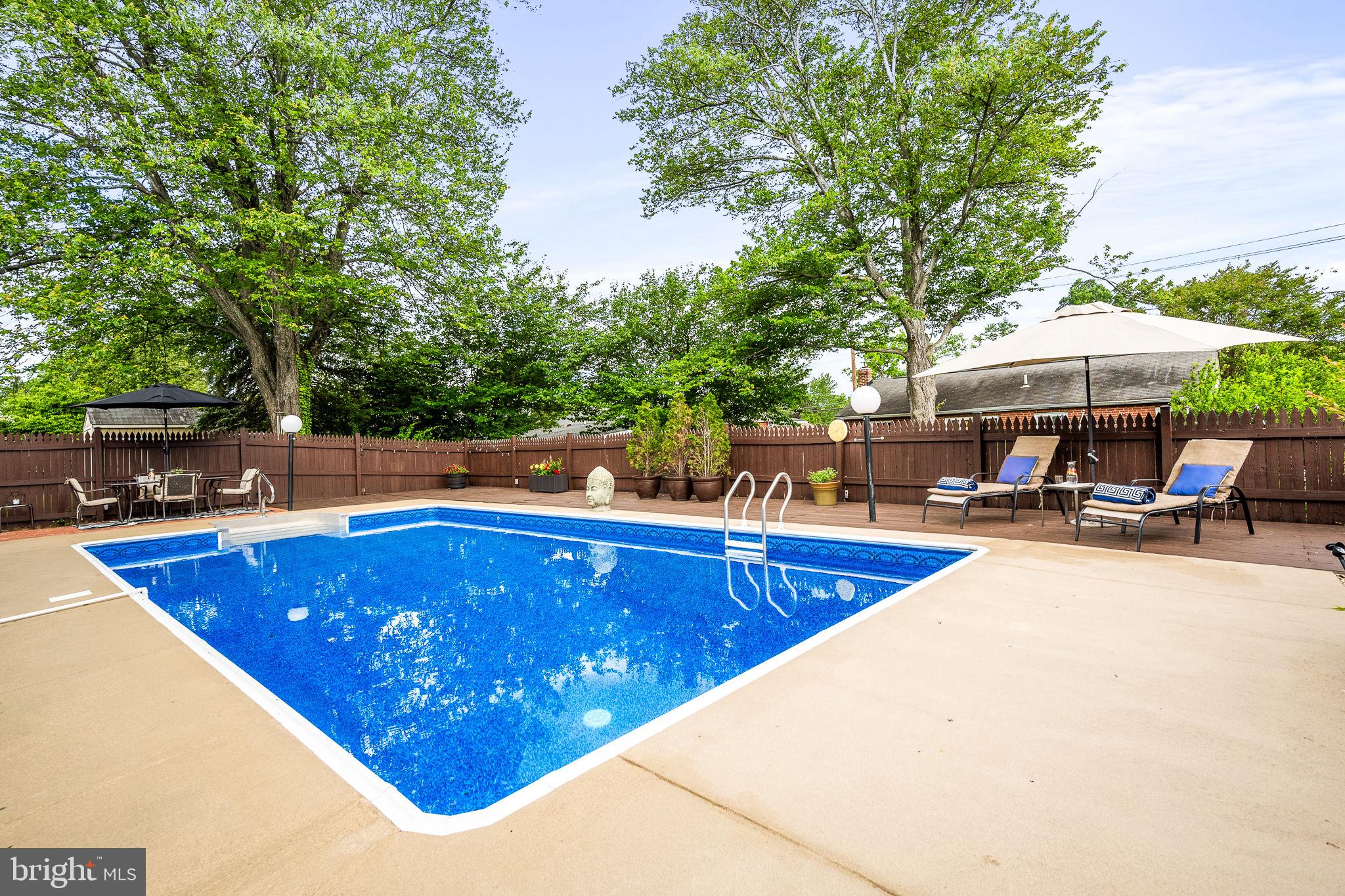 SILVER ROCK - Residential