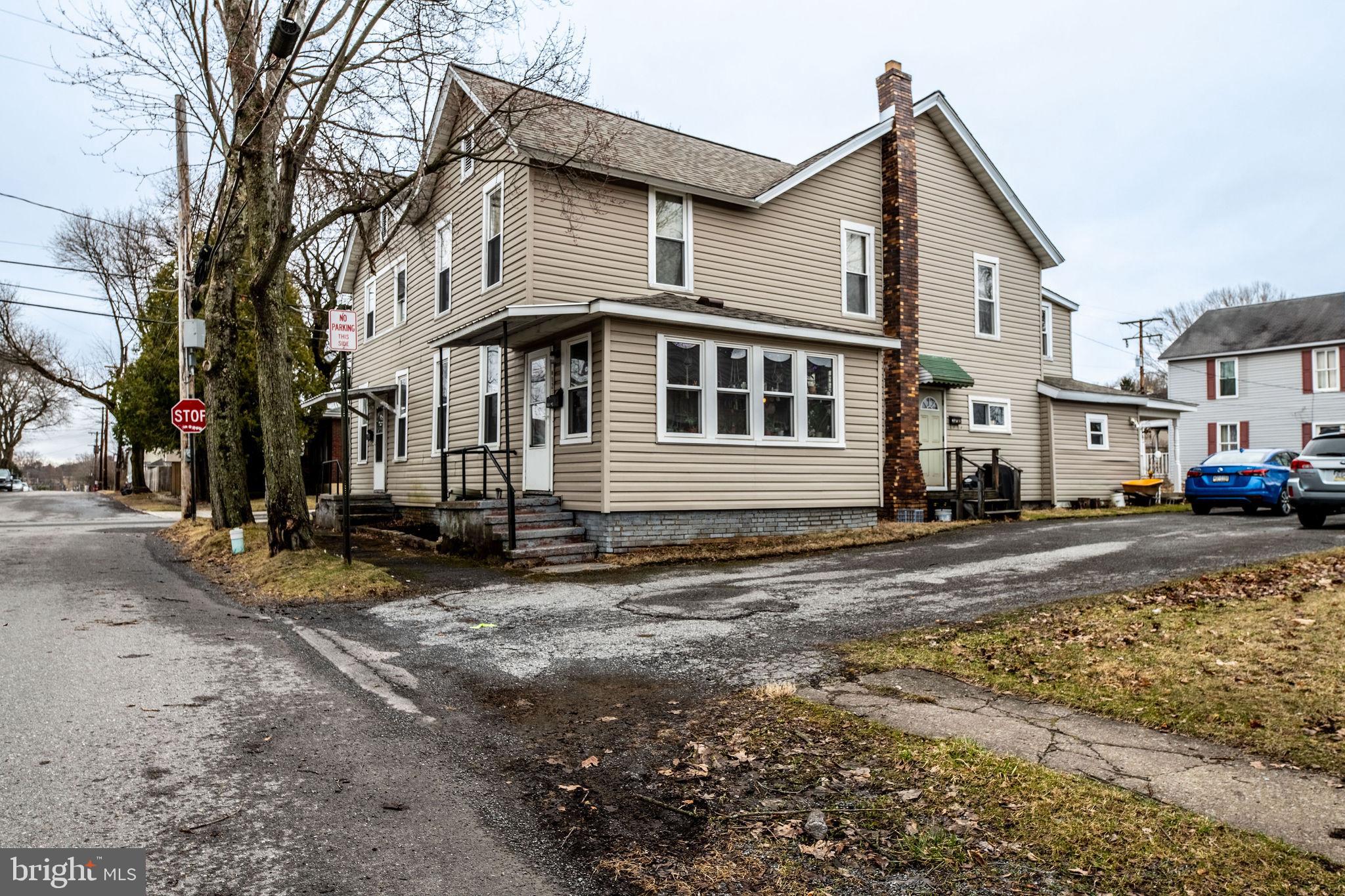 PHILIPSBURG - Residential