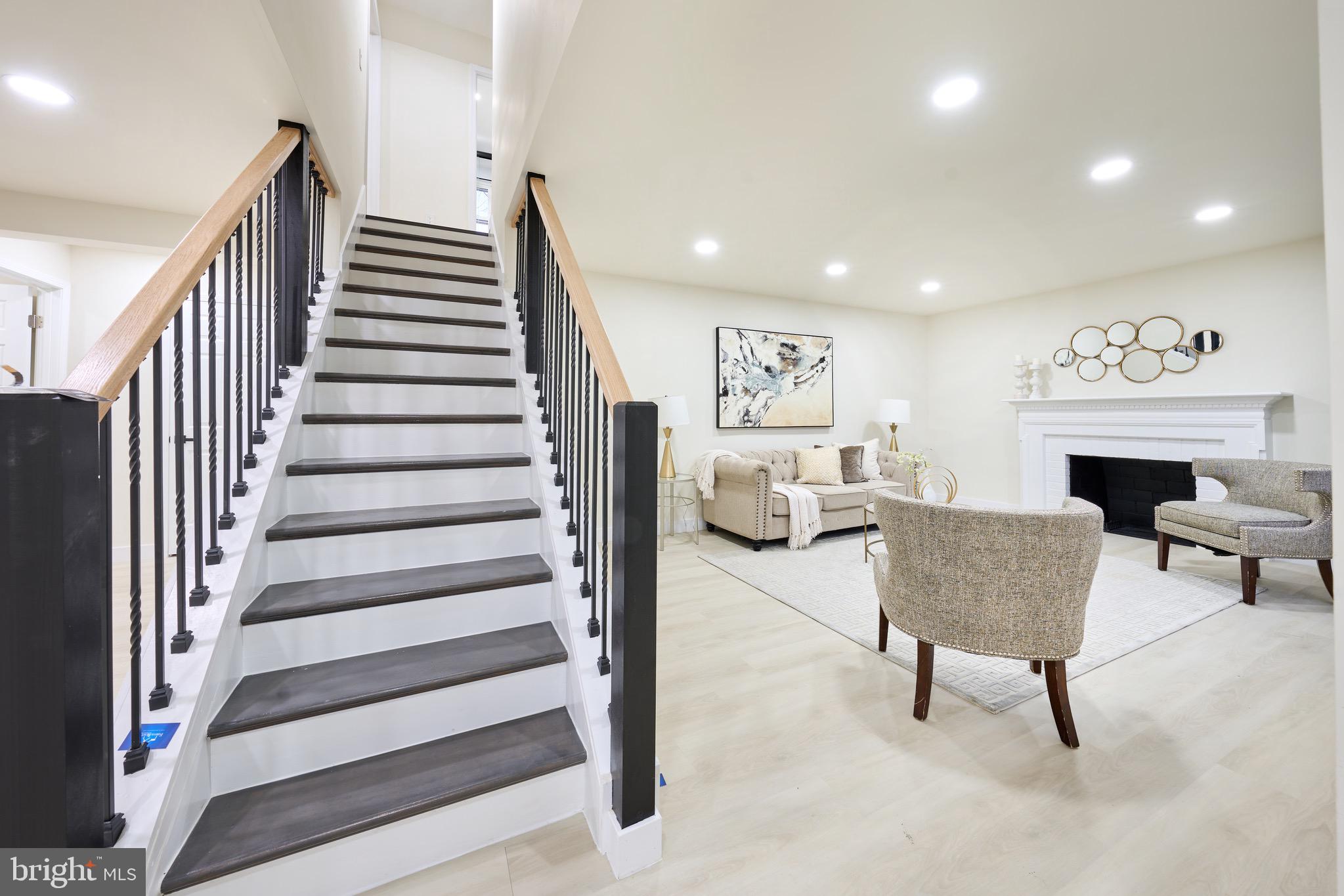 KENT GARDENS - Residential