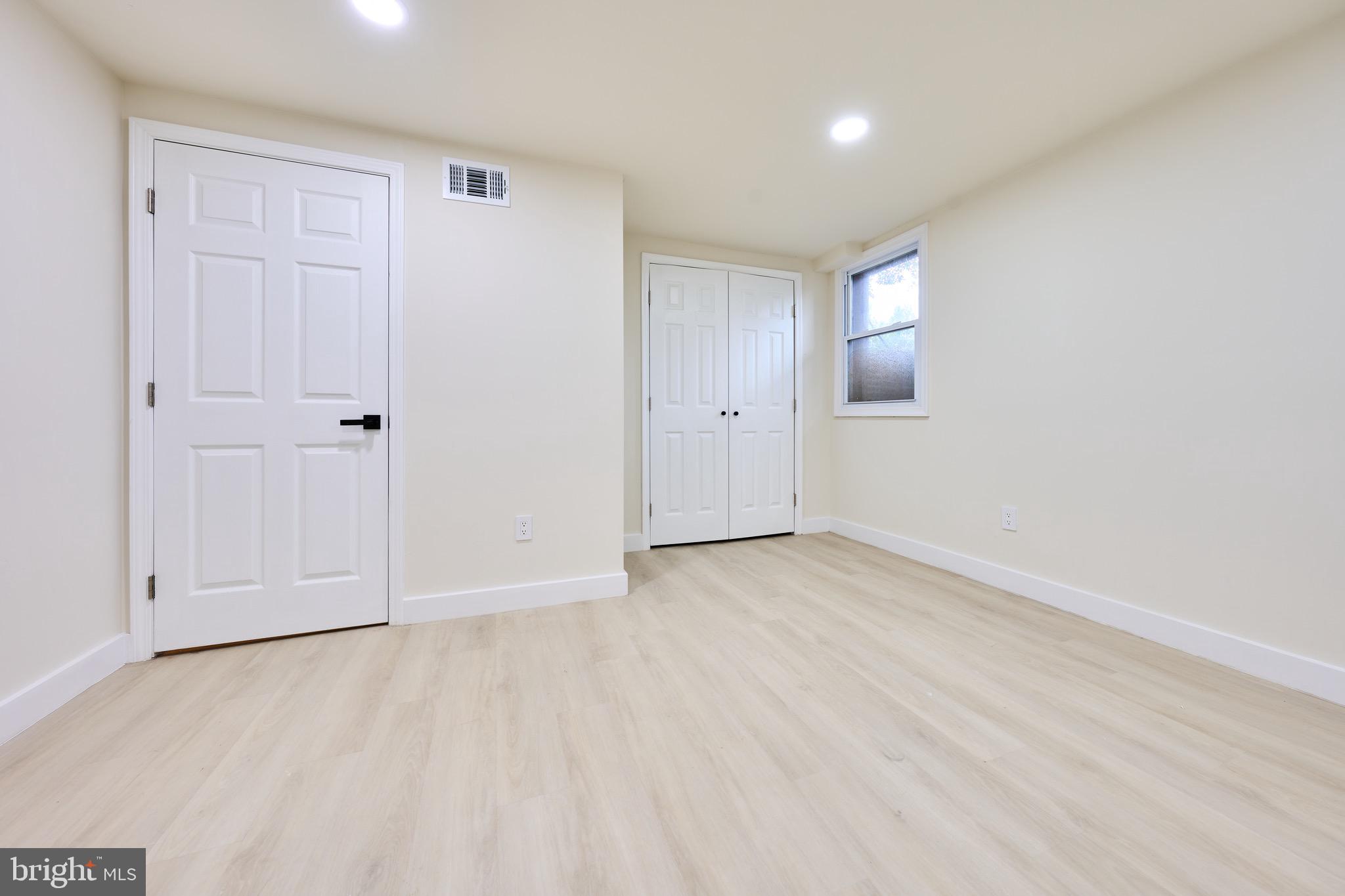 KENT GARDENS - Residential