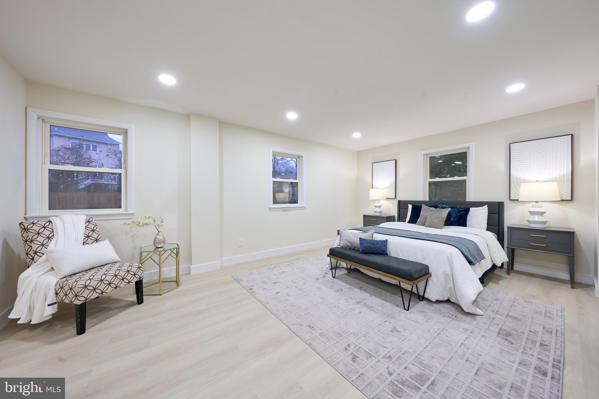 KENT GARDENS - Residential