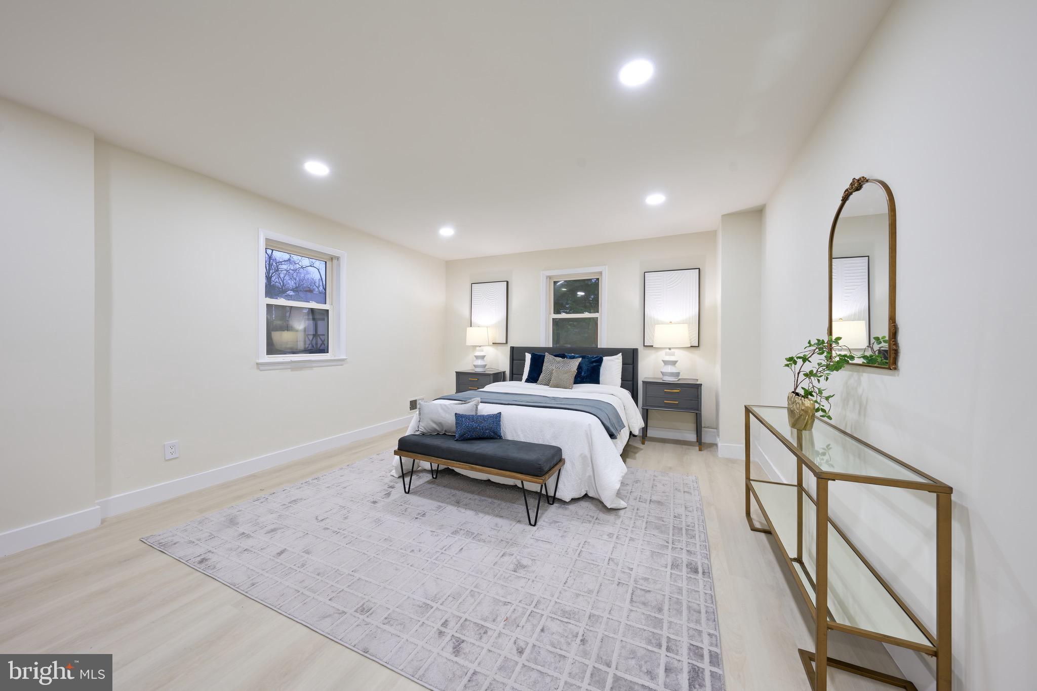 KENT GARDENS - Residential