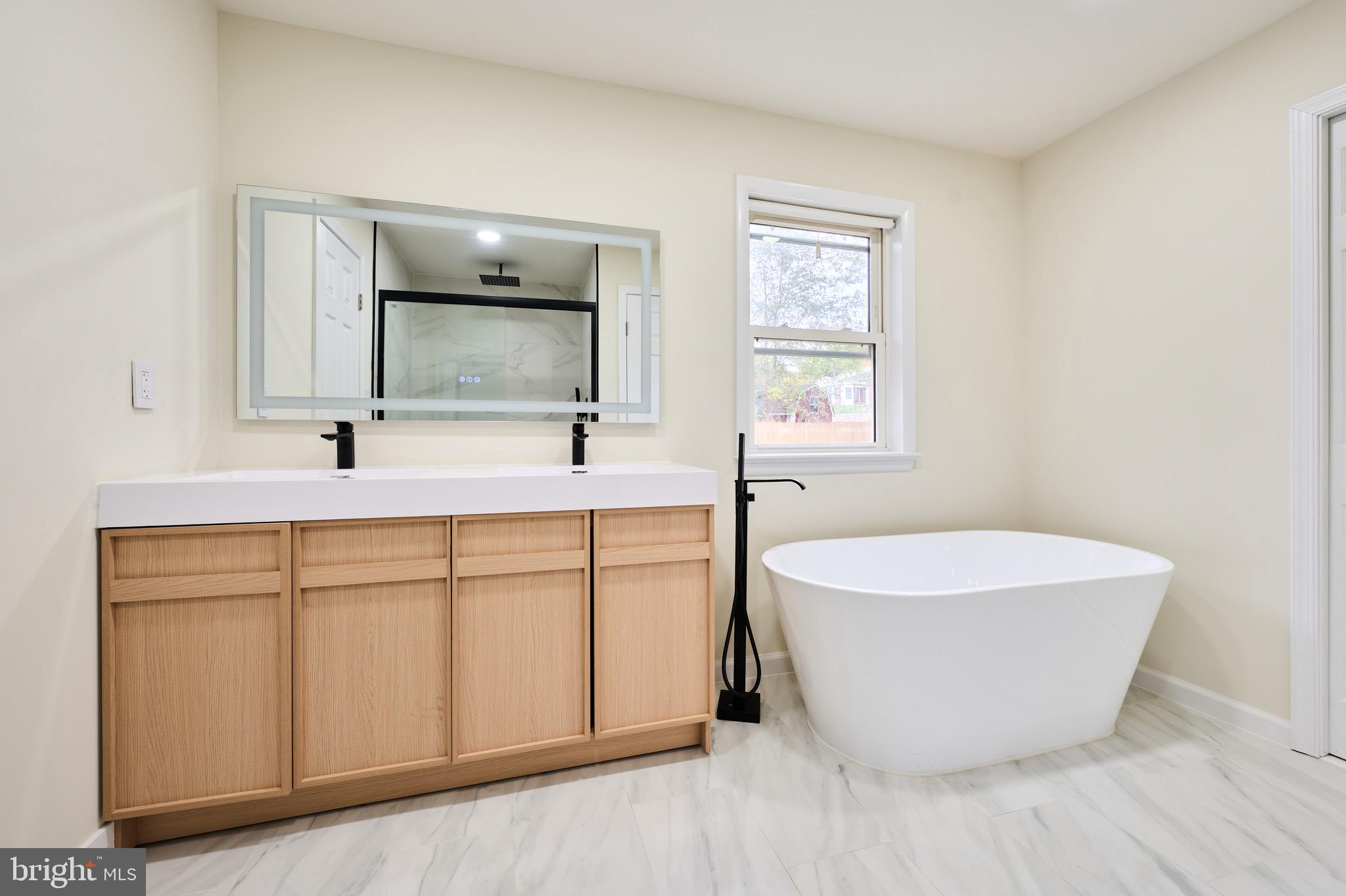 KENT GARDENS - Residential