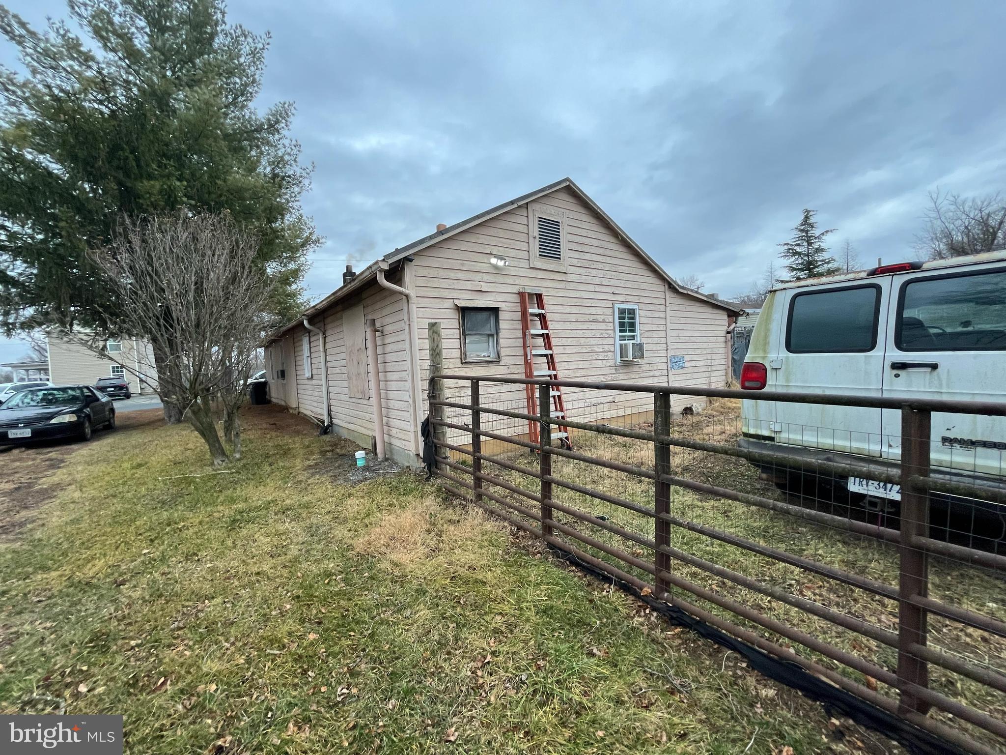 MIDDLETOWN - Residential