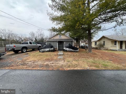 Apartment For Sale - 2339 Third Street<br/> MIDDLETOWN, VA 22645