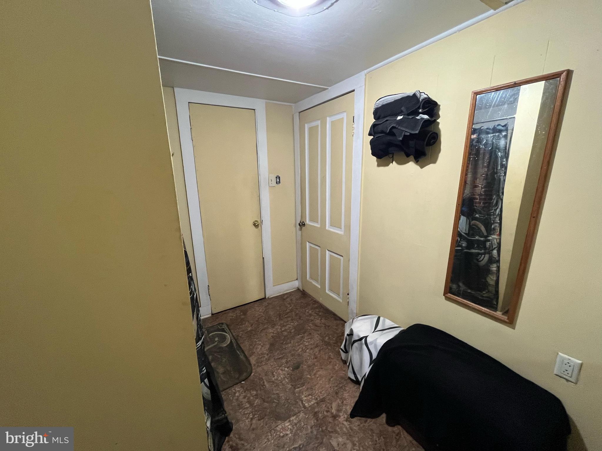 MIDDLETOWN - Residential