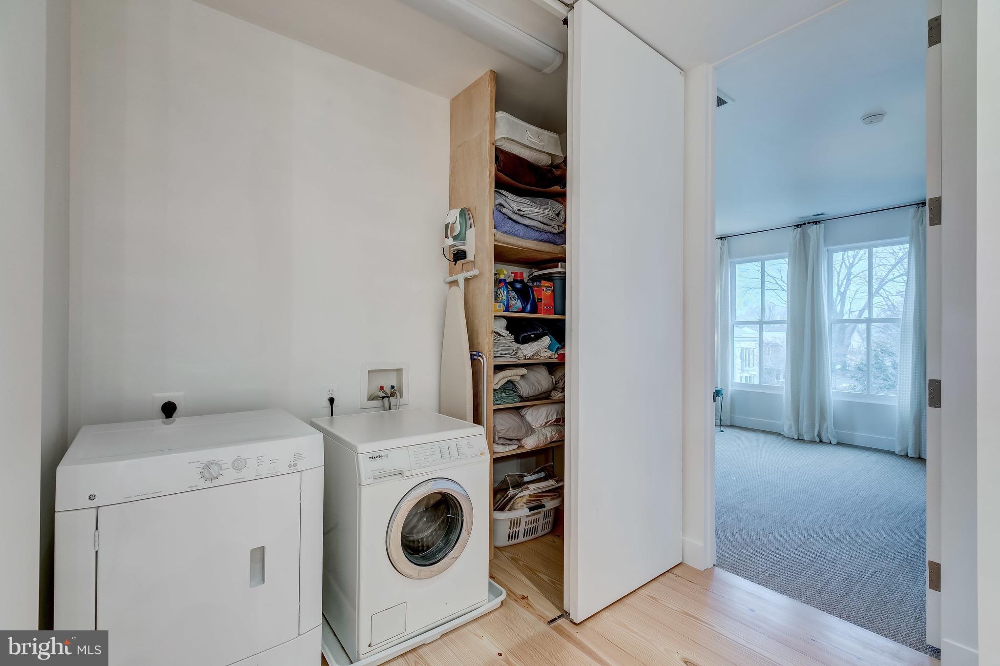 EASTPORT - Residential