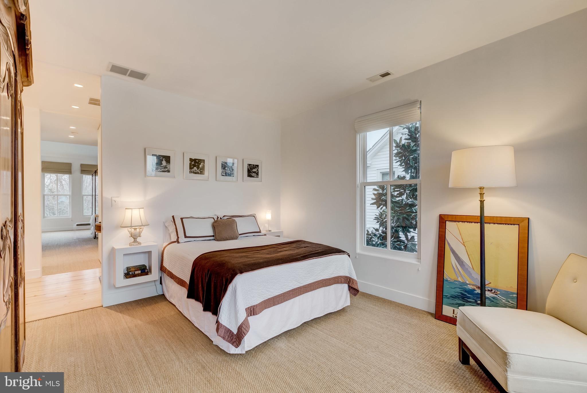 EASTPORT - Residential