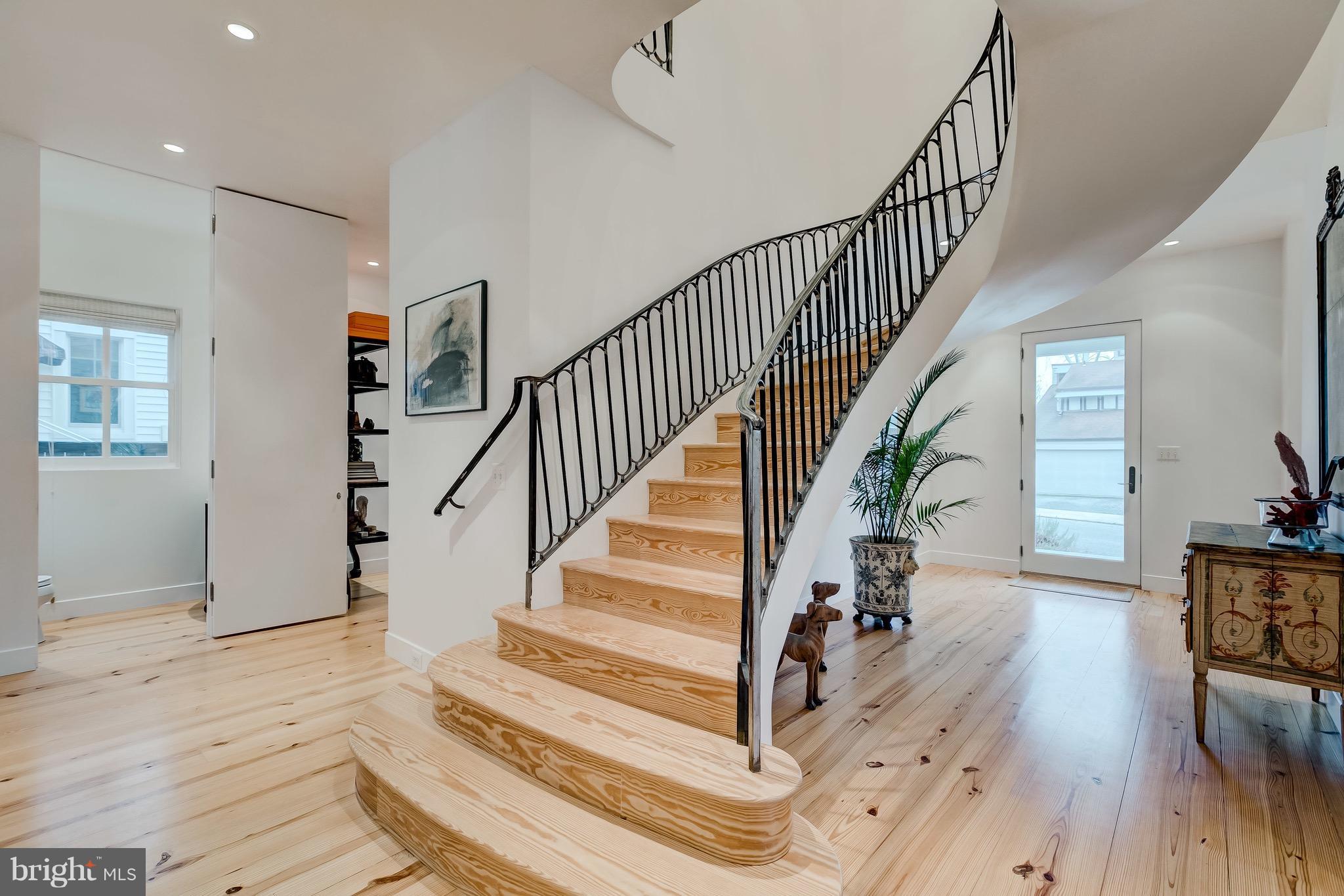 EASTPORT - Residential