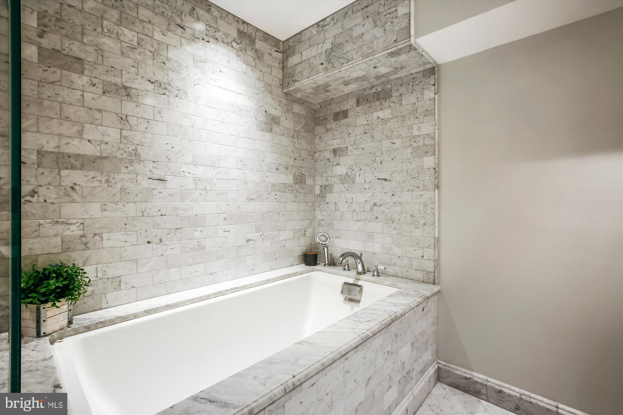 OLD TOWN - Residential