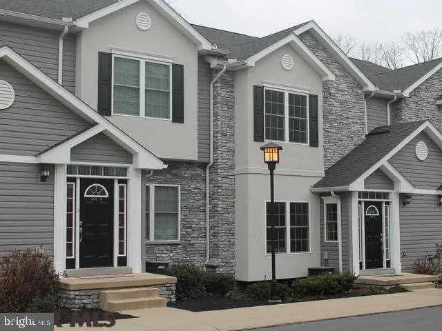 Additional image 2 of 670G Oakwood Avenue Unit 670G, State College, PA 16801