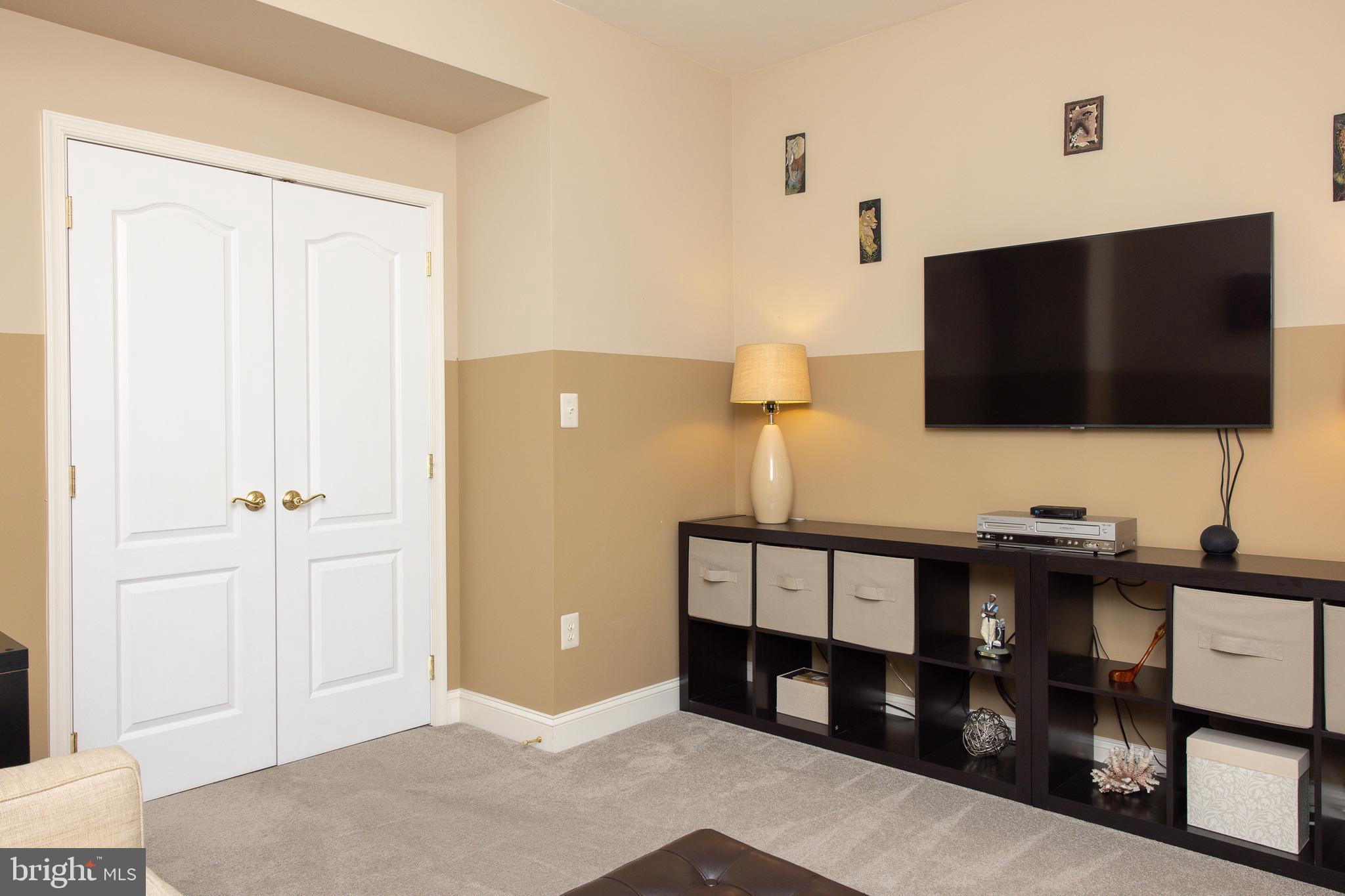 HAMMONDS MILL - Residential