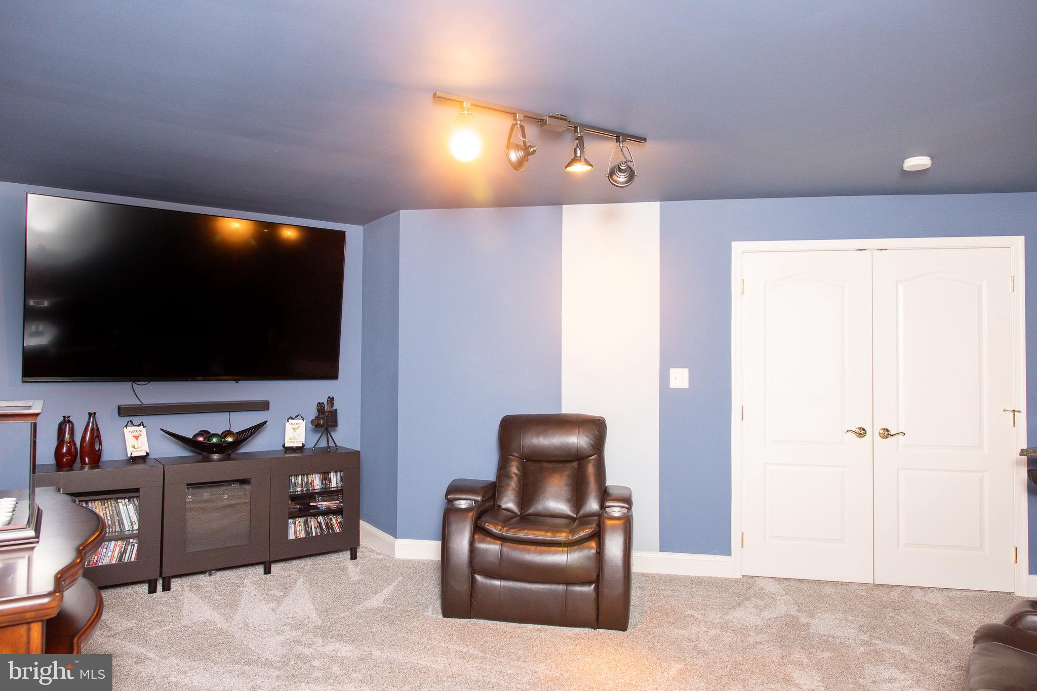 HAMMONDS MILL - Residential