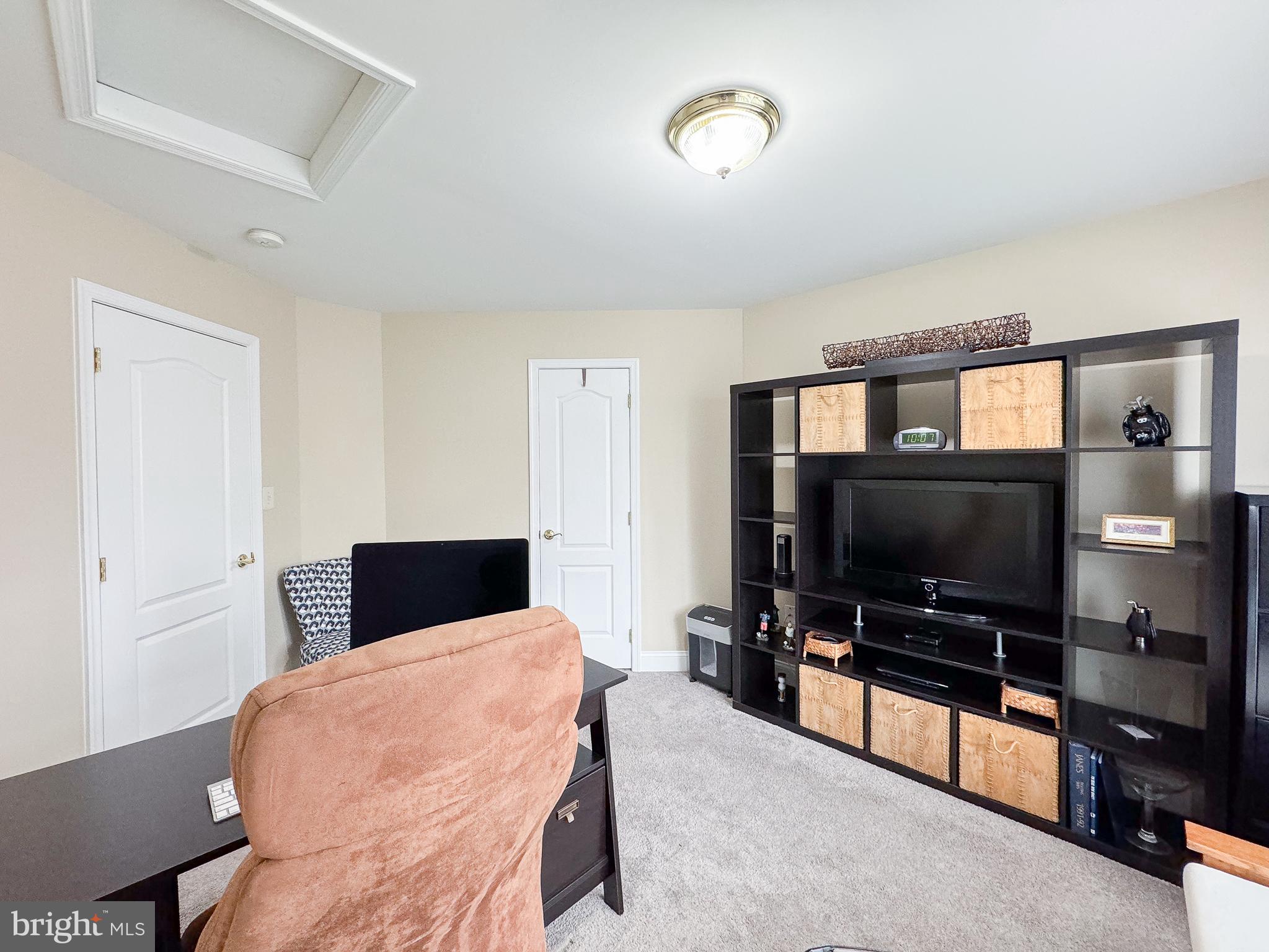 HAMMONDS MILL - Residential