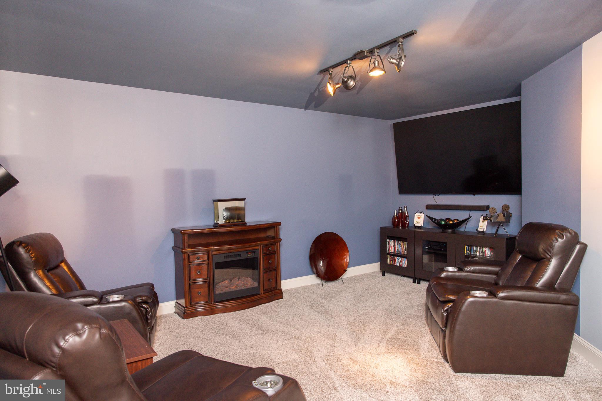 HAMMONDS MILL - Residential