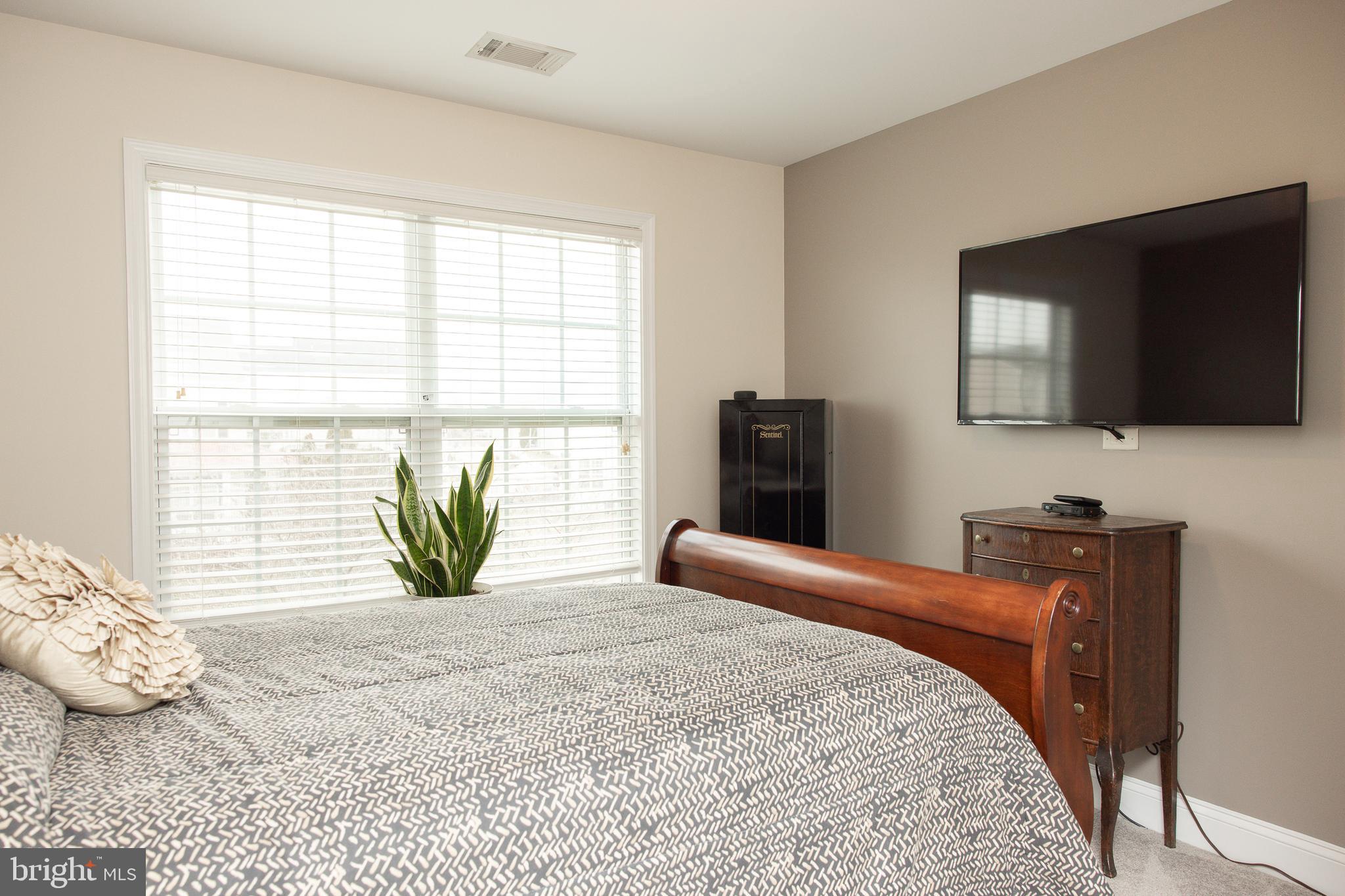 HAMMONDS MILL - Residential