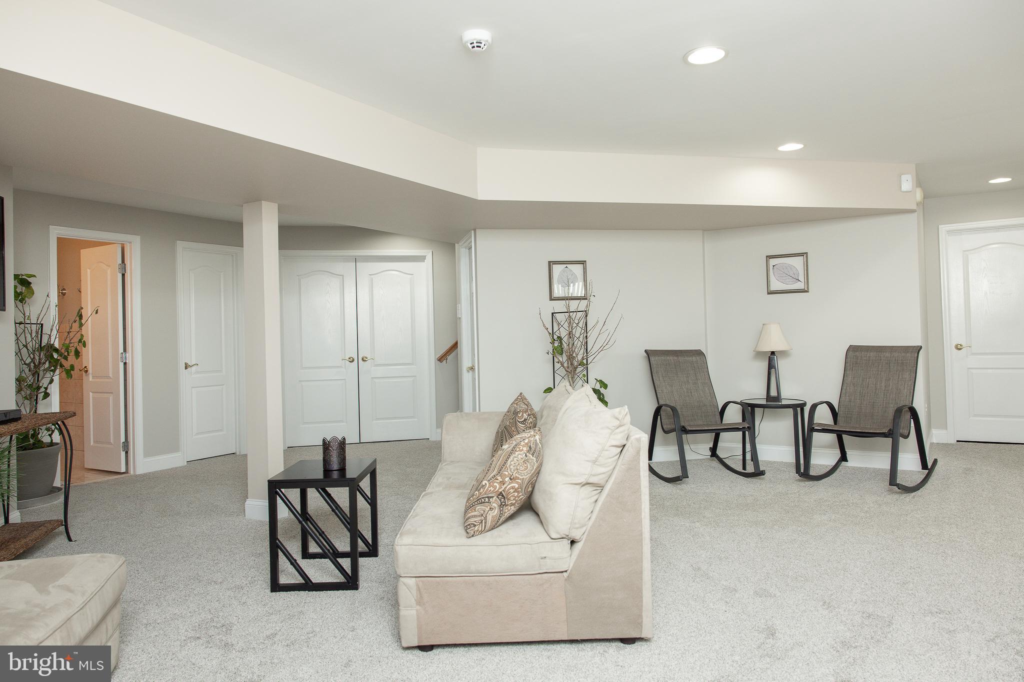 HAMMONDS MILL - Residential