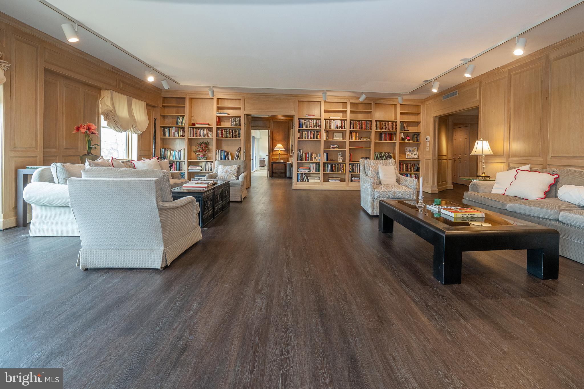 GRAYS LANE HOUSE - Residential