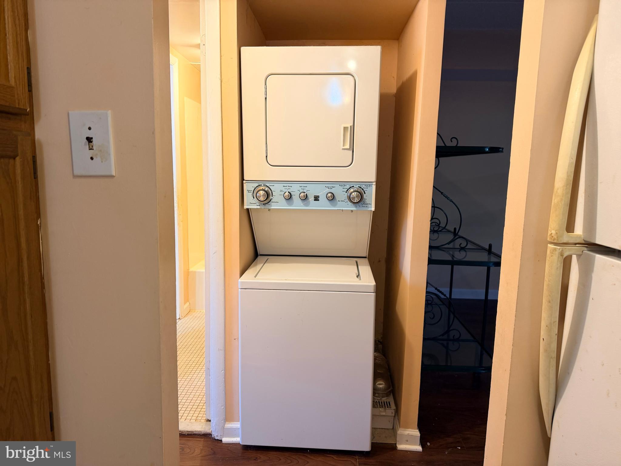 RUNNING BROOK - Residential