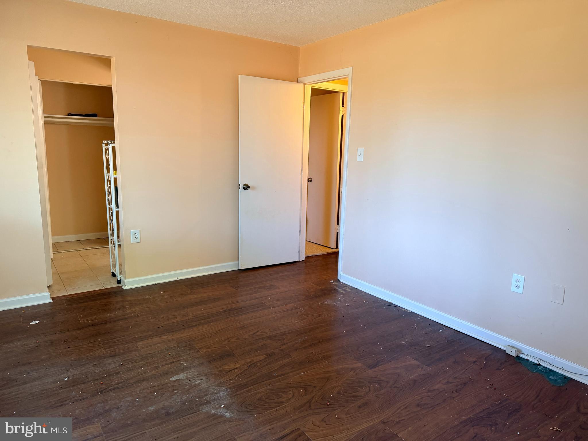 RUNNING BROOK - Residential