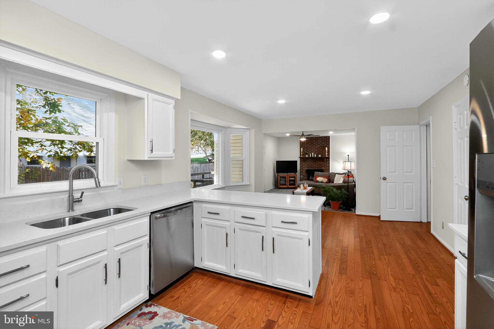 HERITAGE OAKS - Residential