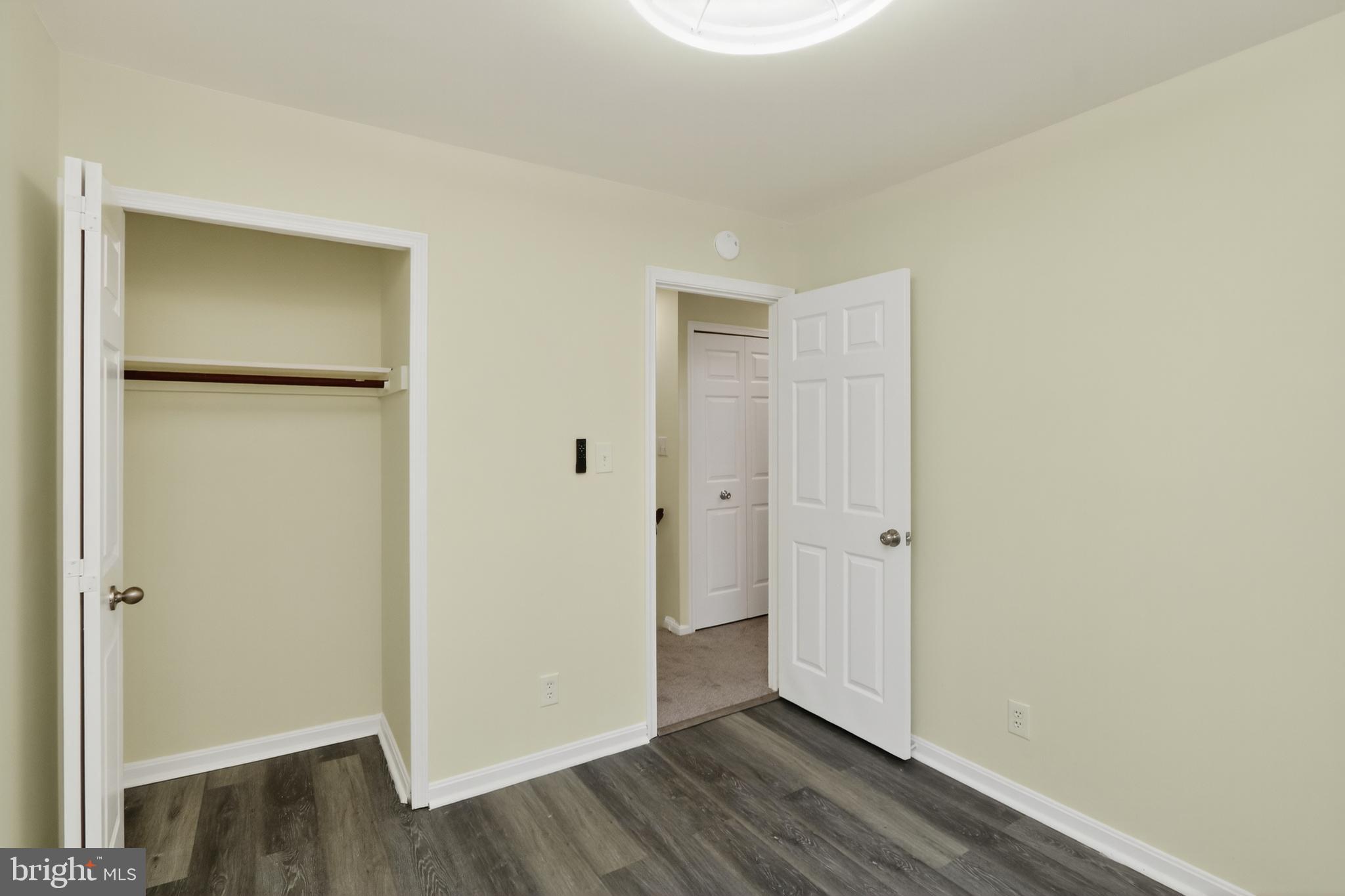 HERITAGE OAKS - Residential