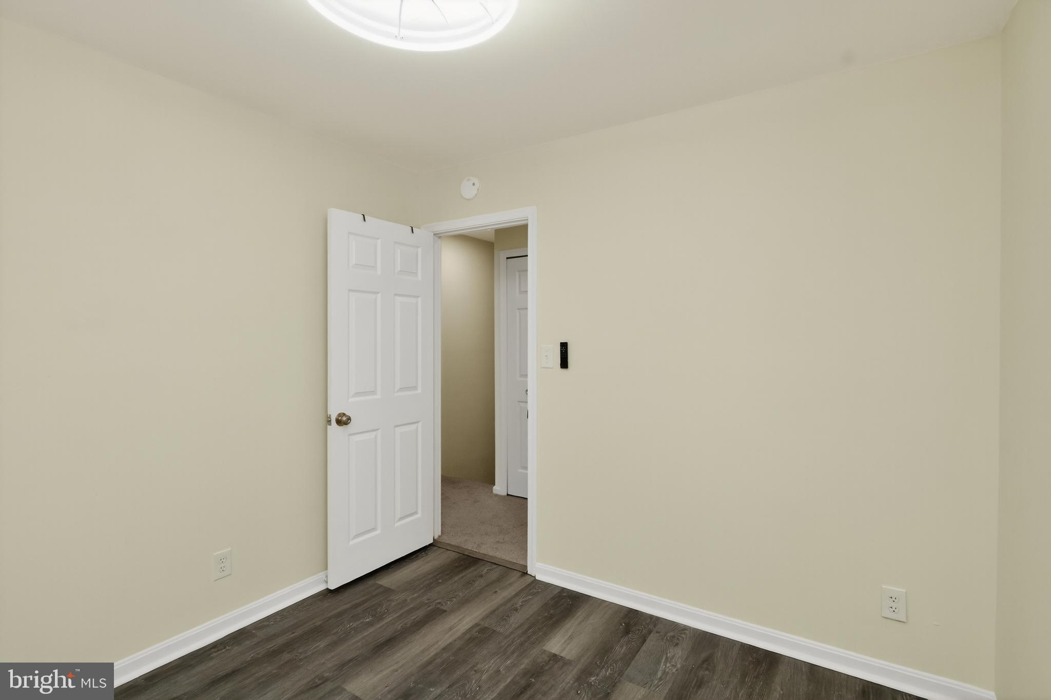 HERITAGE OAKS - Residential