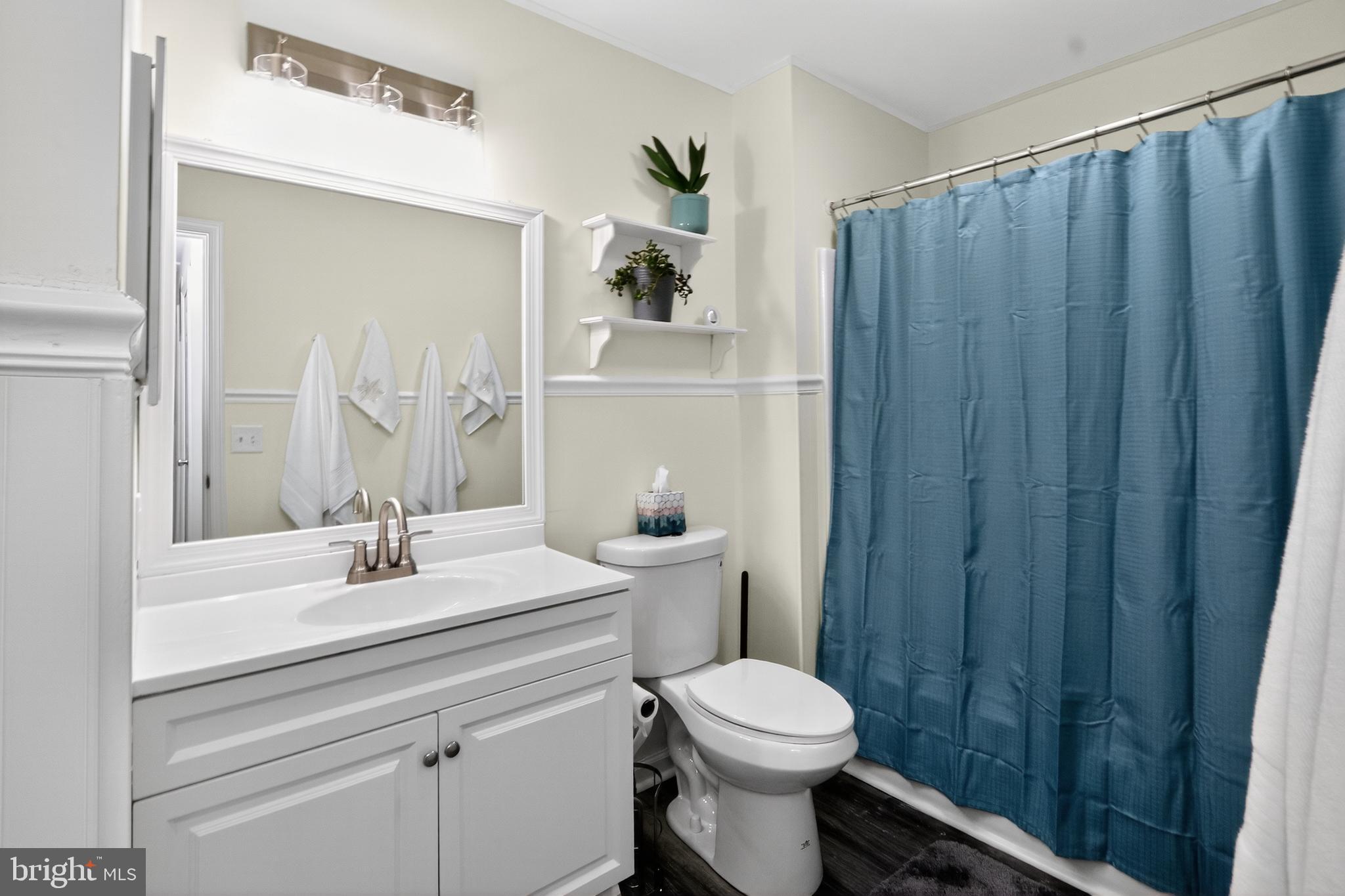 HERITAGE OAKS - Residential