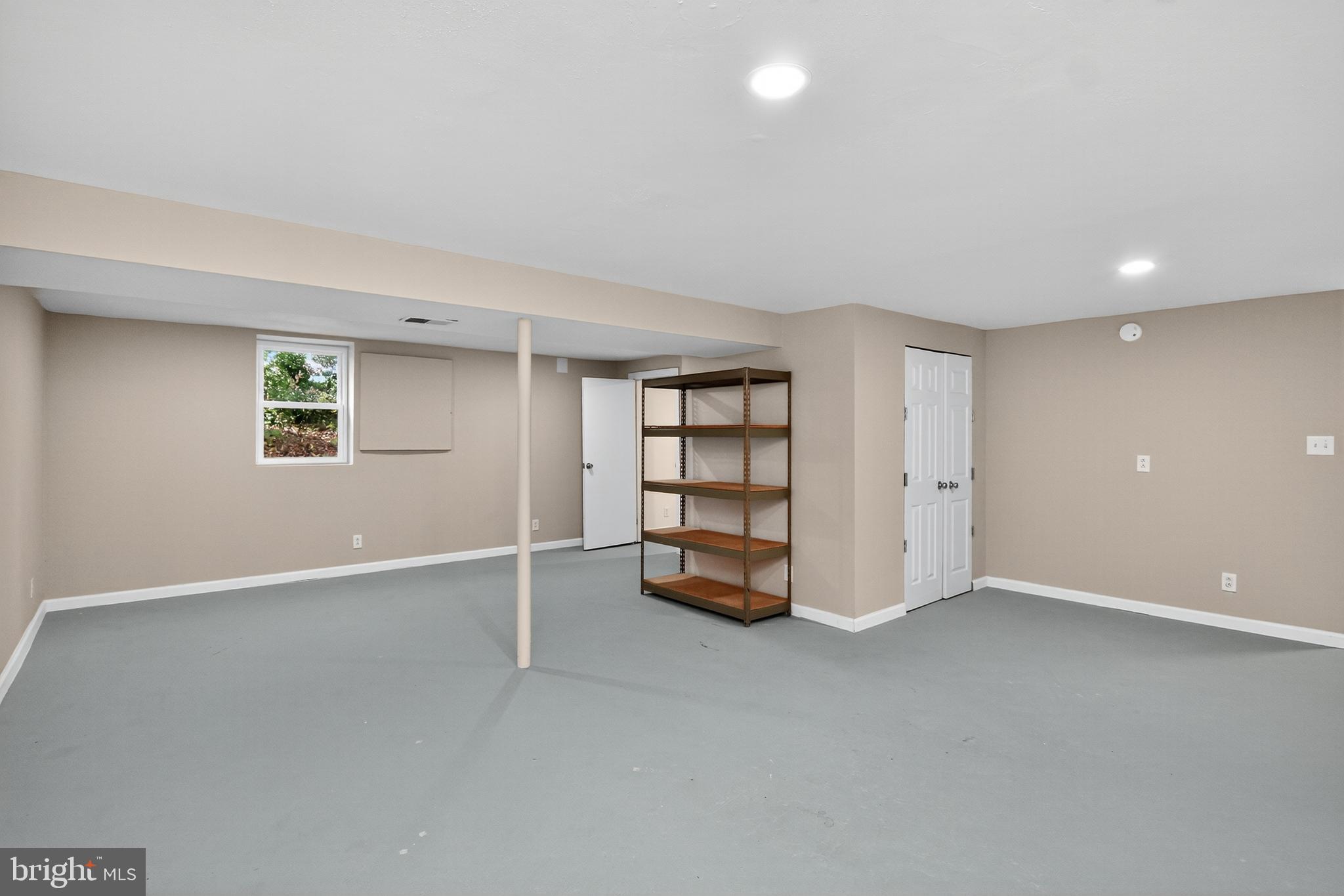 HERITAGE OAKS - Residential