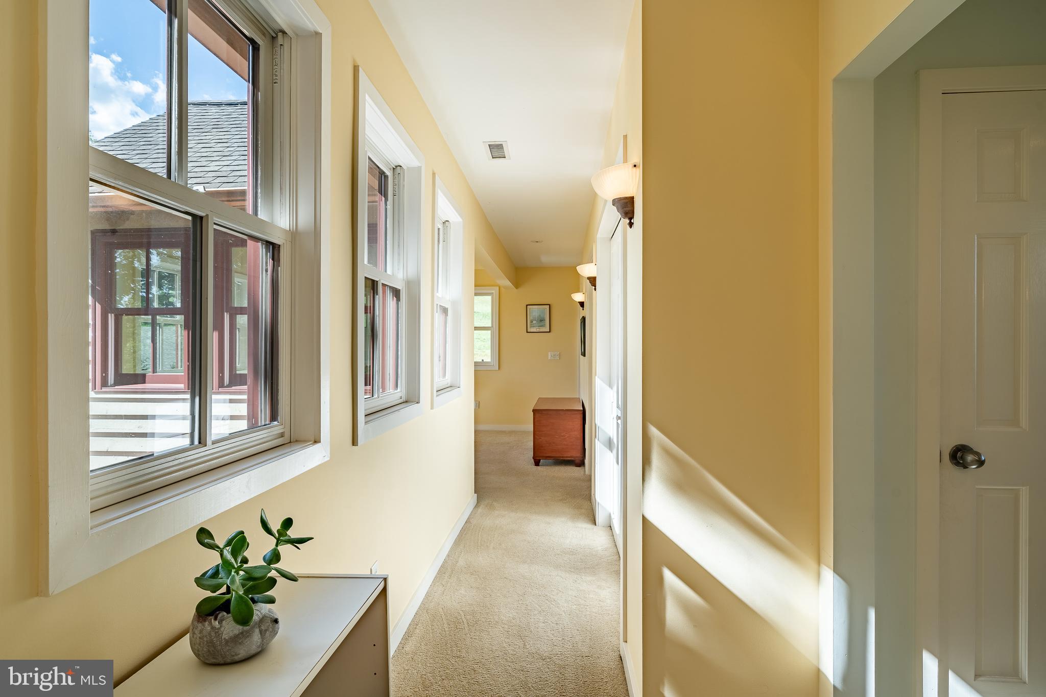 CHESHIRE HUNT - Residential