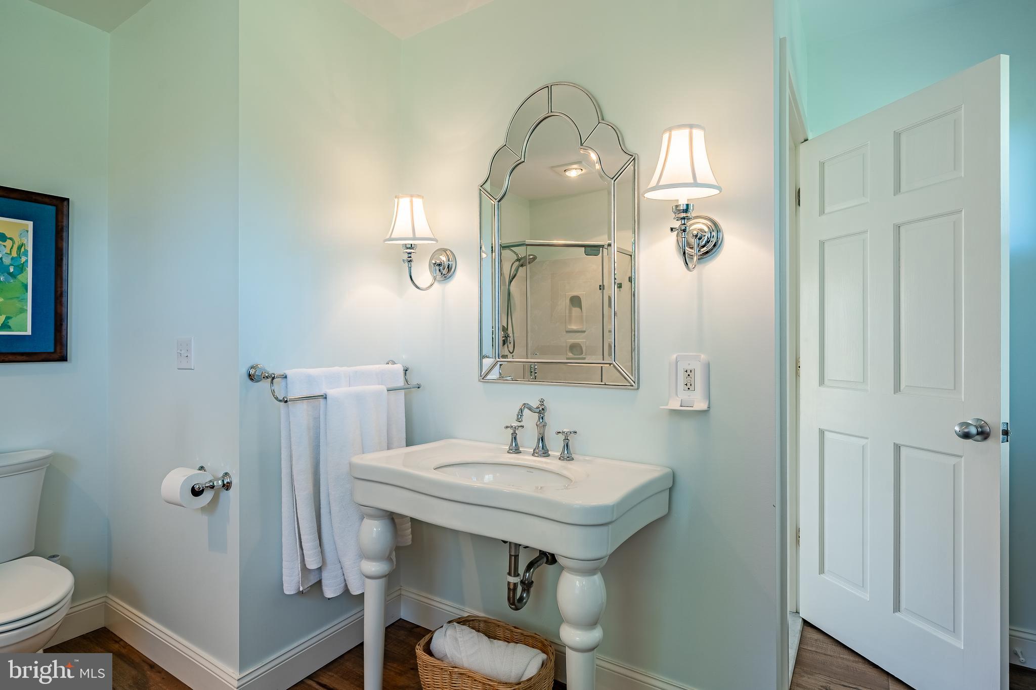 CHESHIRE HUNT - Residential