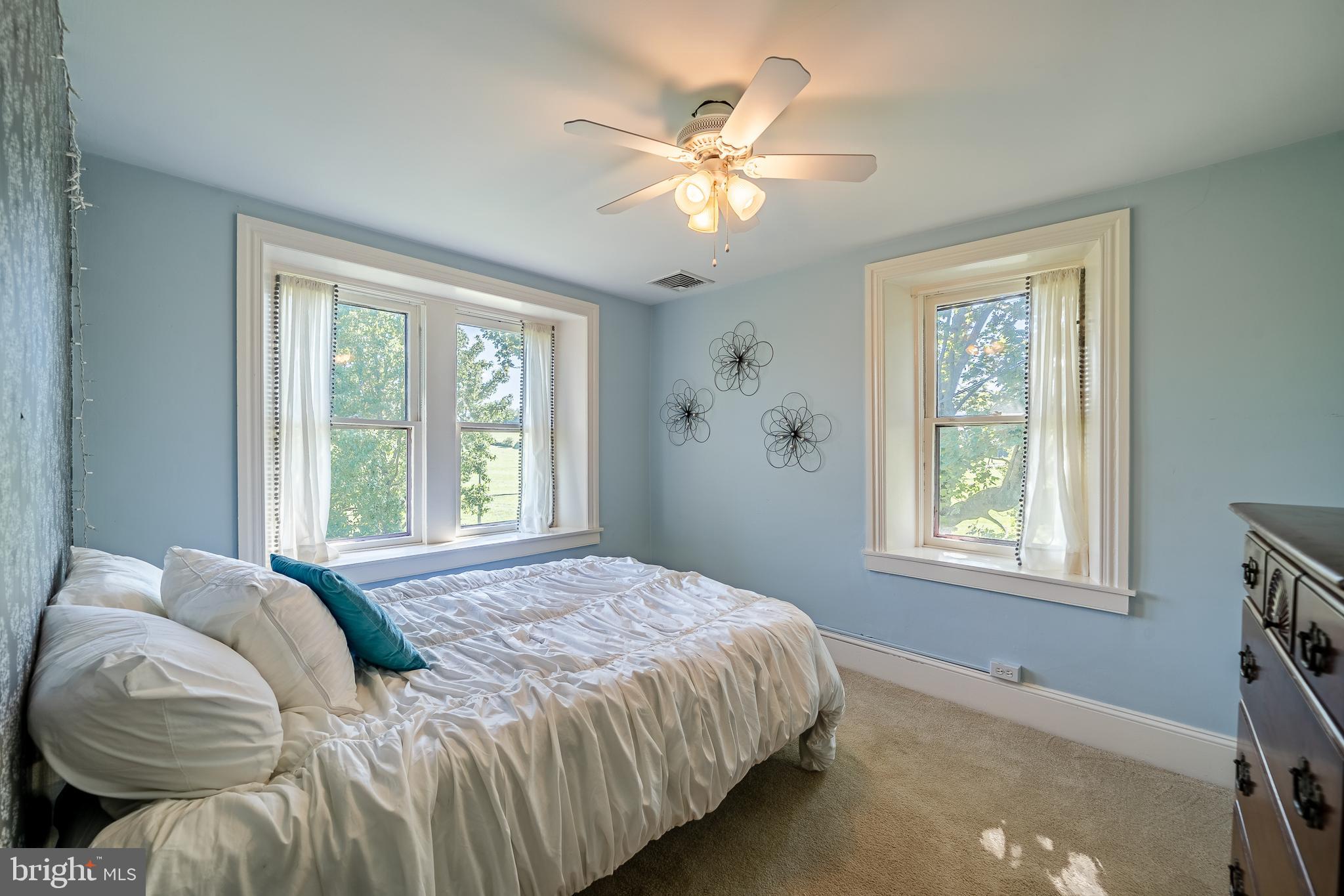 CHESHIRE HUNT - Residential