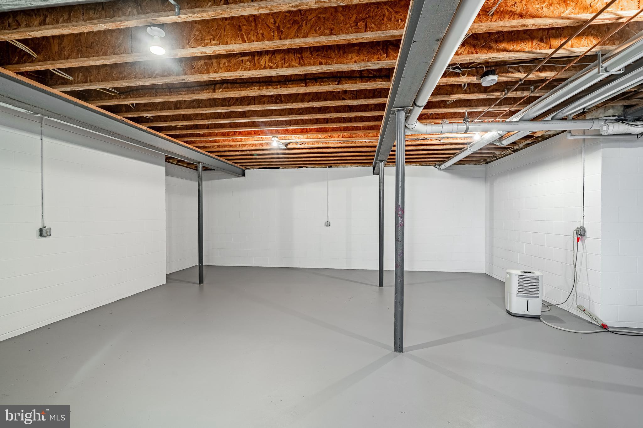 CHESHIRE HUNT - Residential