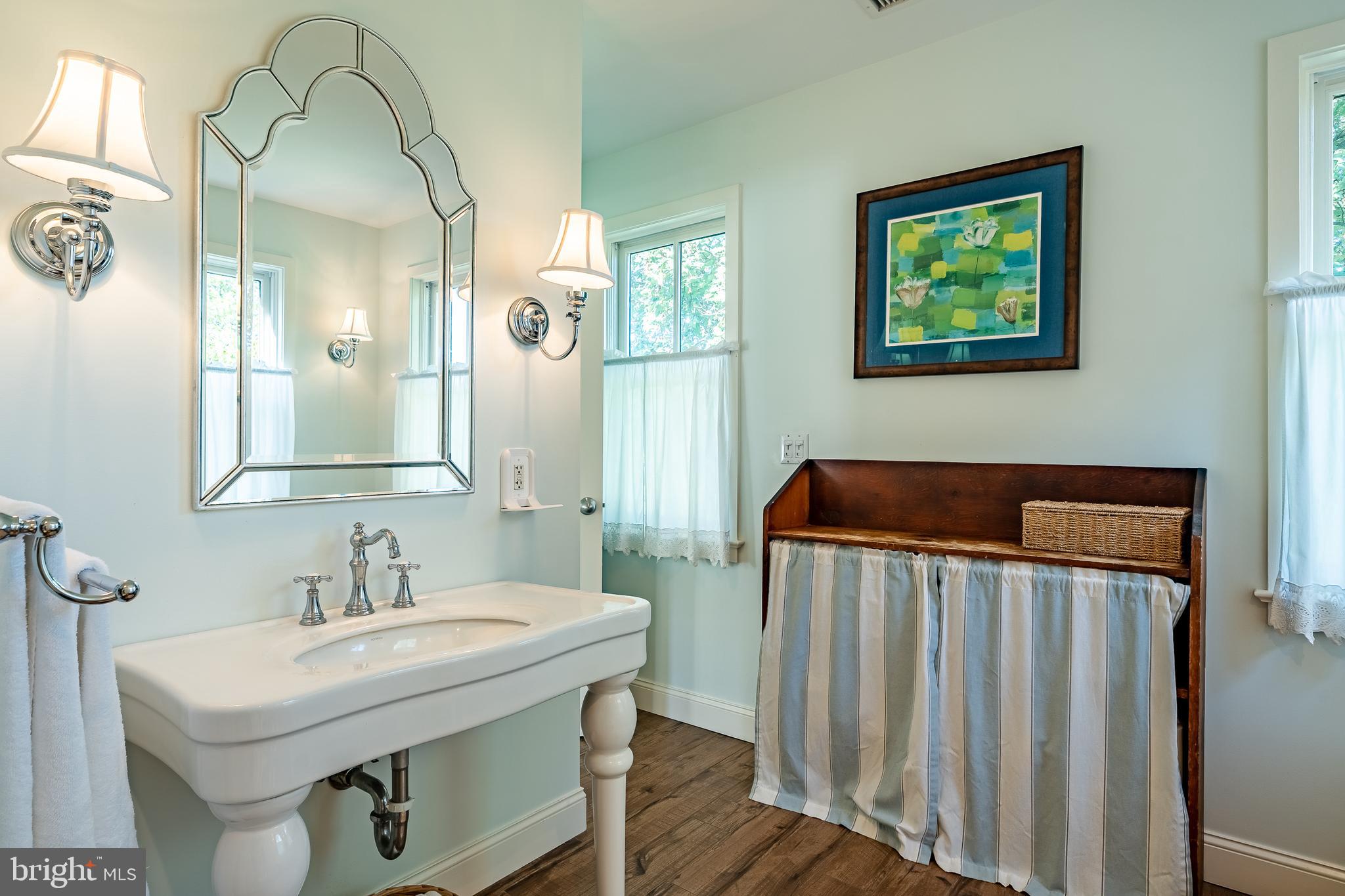 CHESHIRE HUNT - Residential