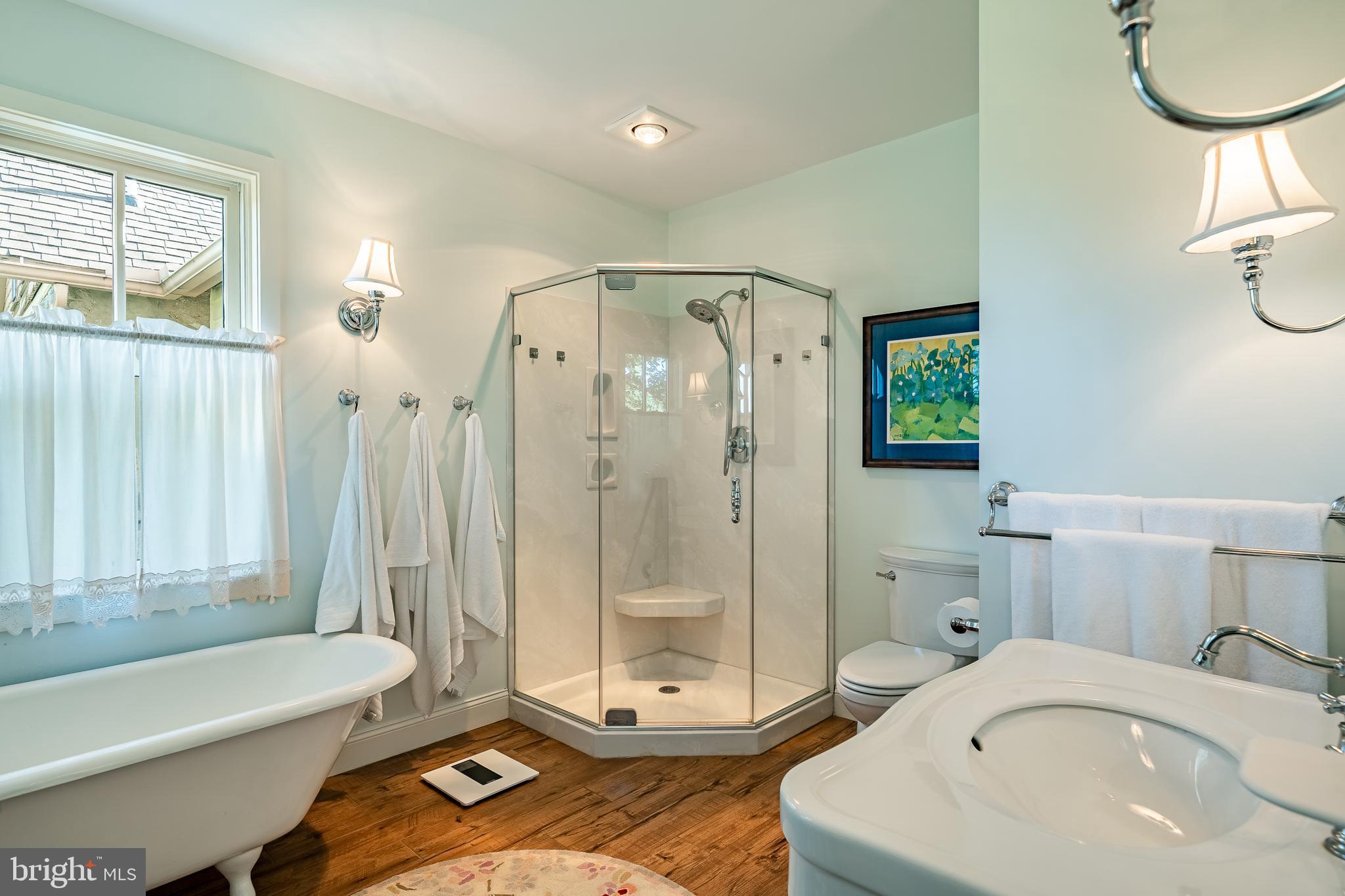 CHESHIRE HUNT - Residential