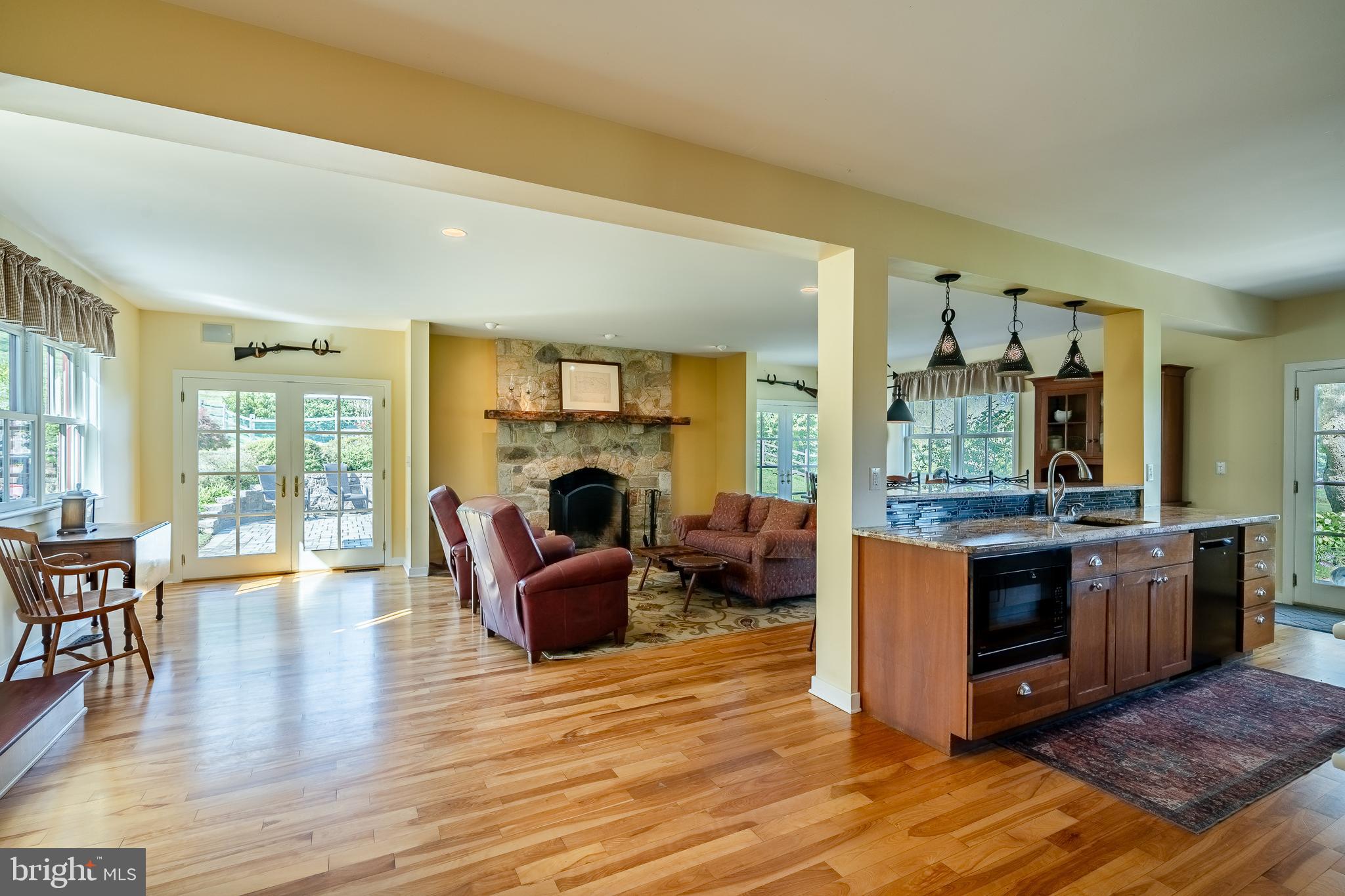 CHESHIRE HUNT - Residential