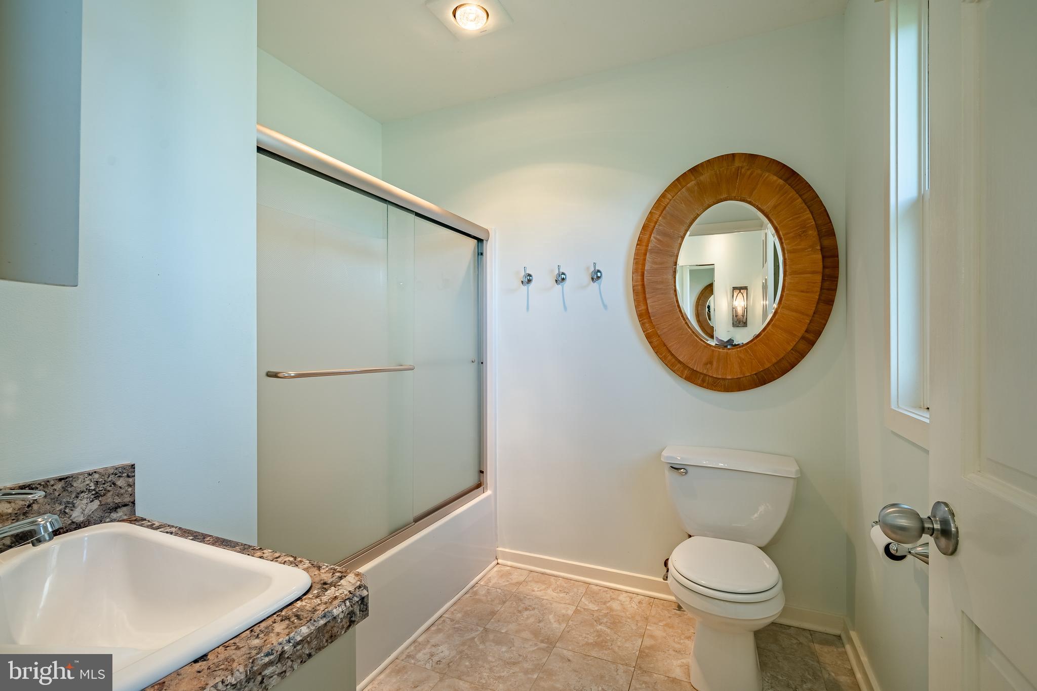 CHESHIRE HUNT - Residential