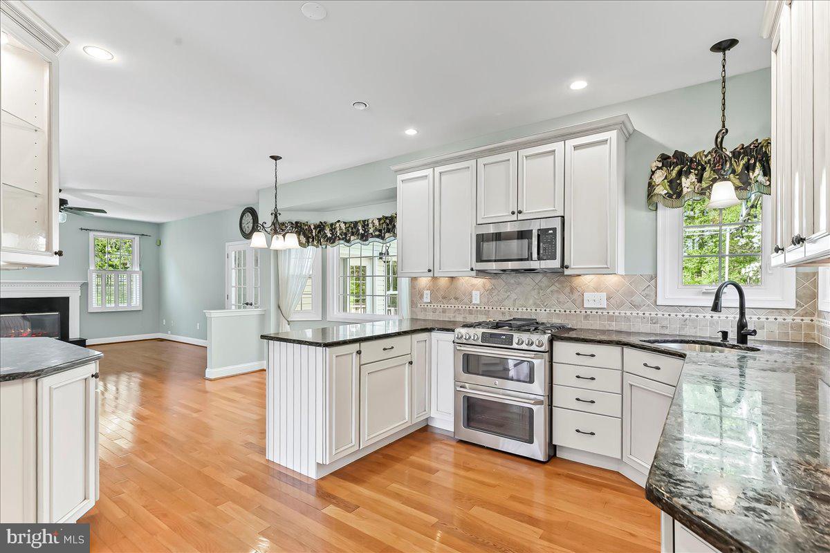 SOMERSET LAKE - Residential Lease