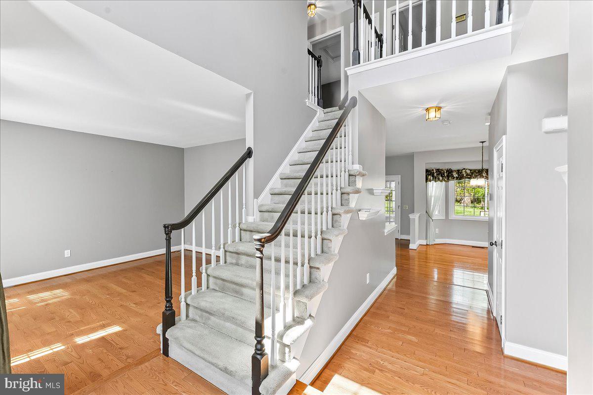 SOMERSET LAKE - Residential Lease