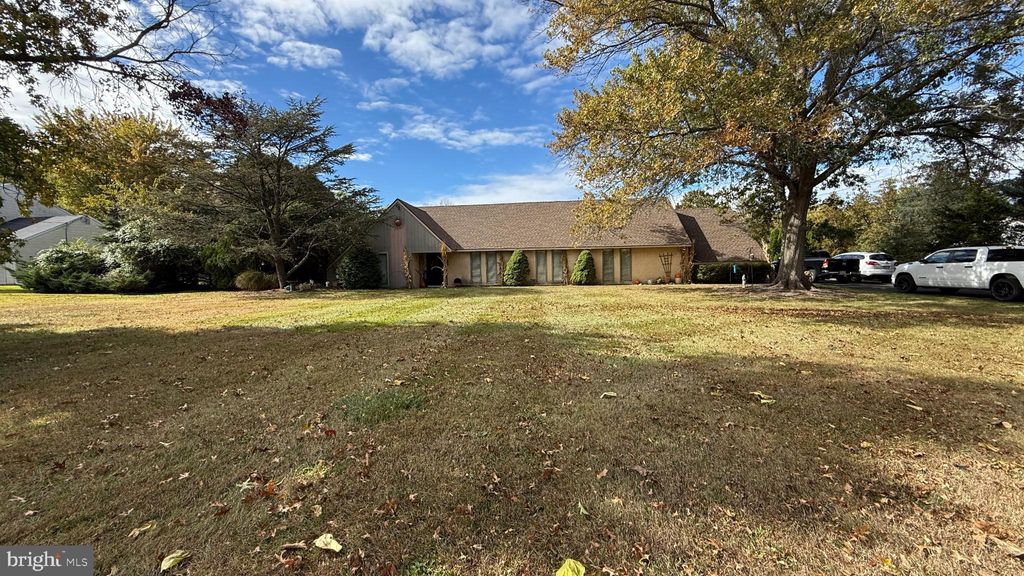 Photo of 406 Lower State Road, NORTH WALES, PA 19454 (MLS # PAMC2159208)