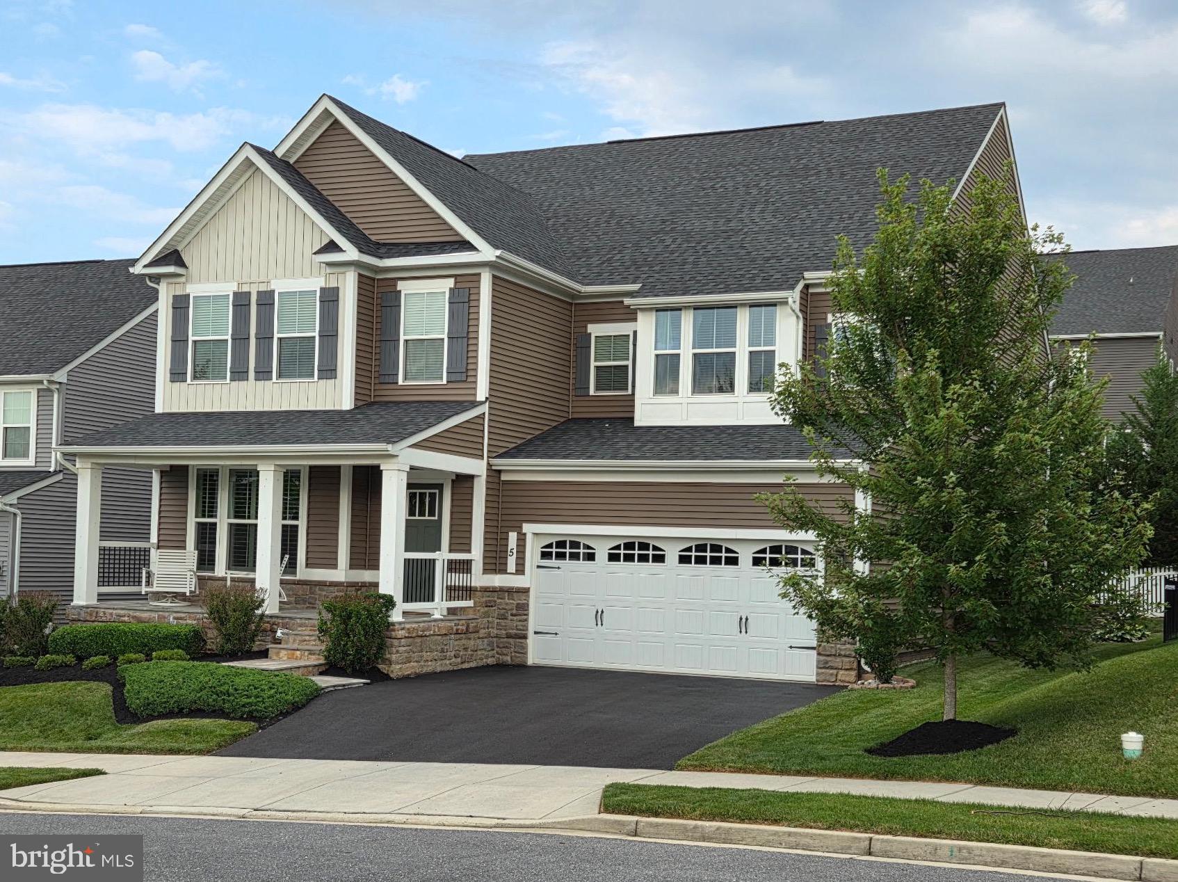 5 DEAN LANE