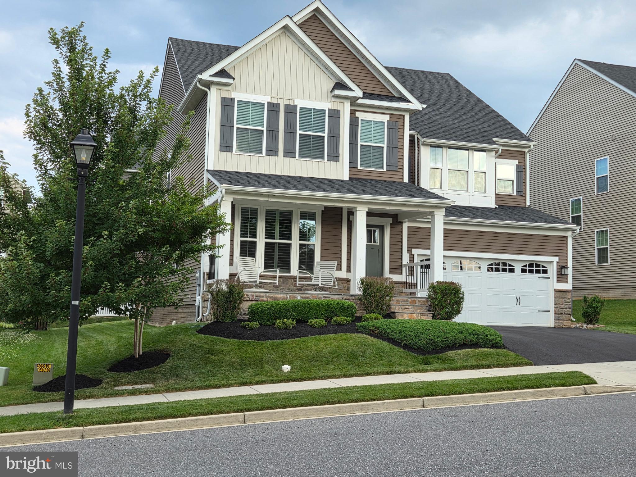 5 DEAN LANE