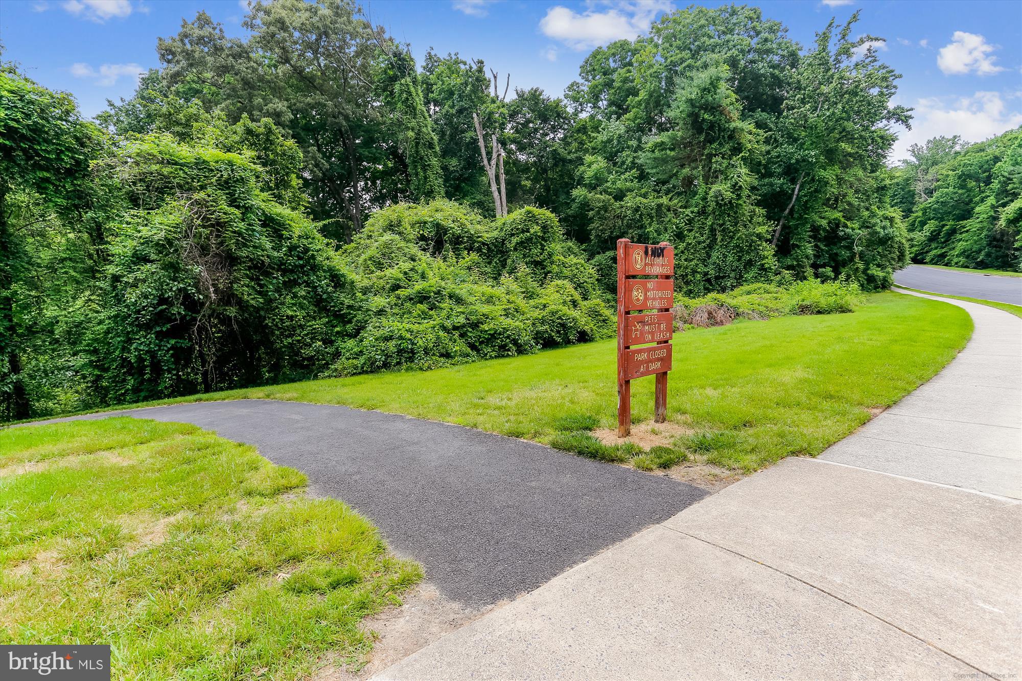 MIDDLEFORD - Residential