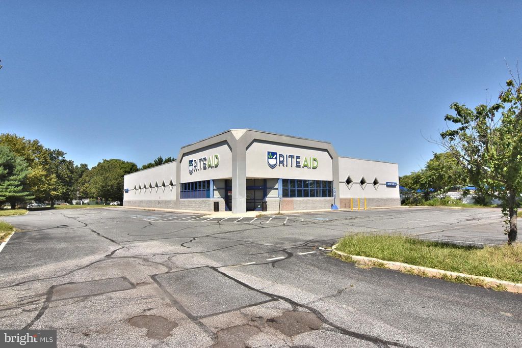 Photo of 1580 S Dupont Highway, DOVER, DE 19901 (MLS # DEKT2040288)