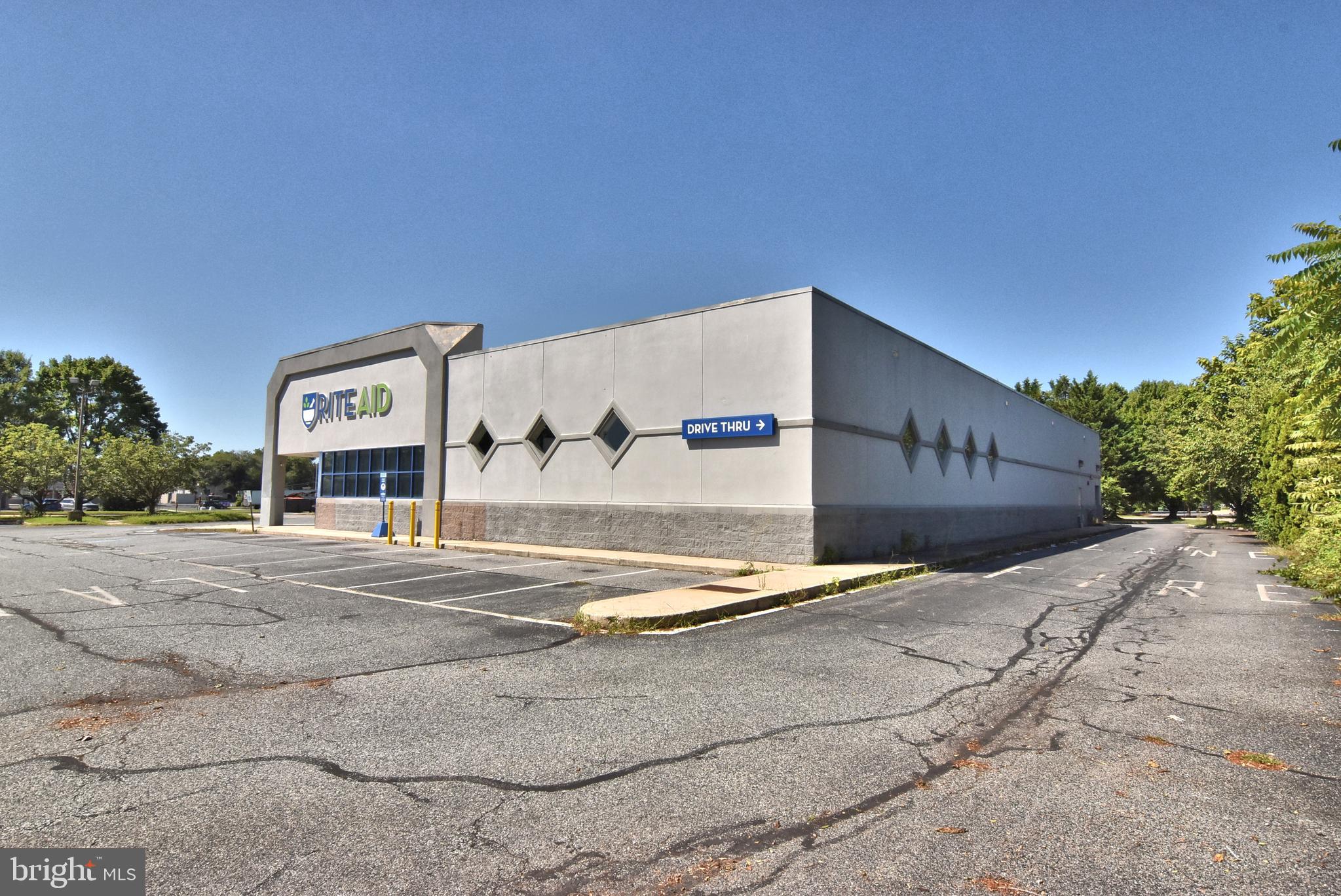 1580 S DUPONT HIGHWAY