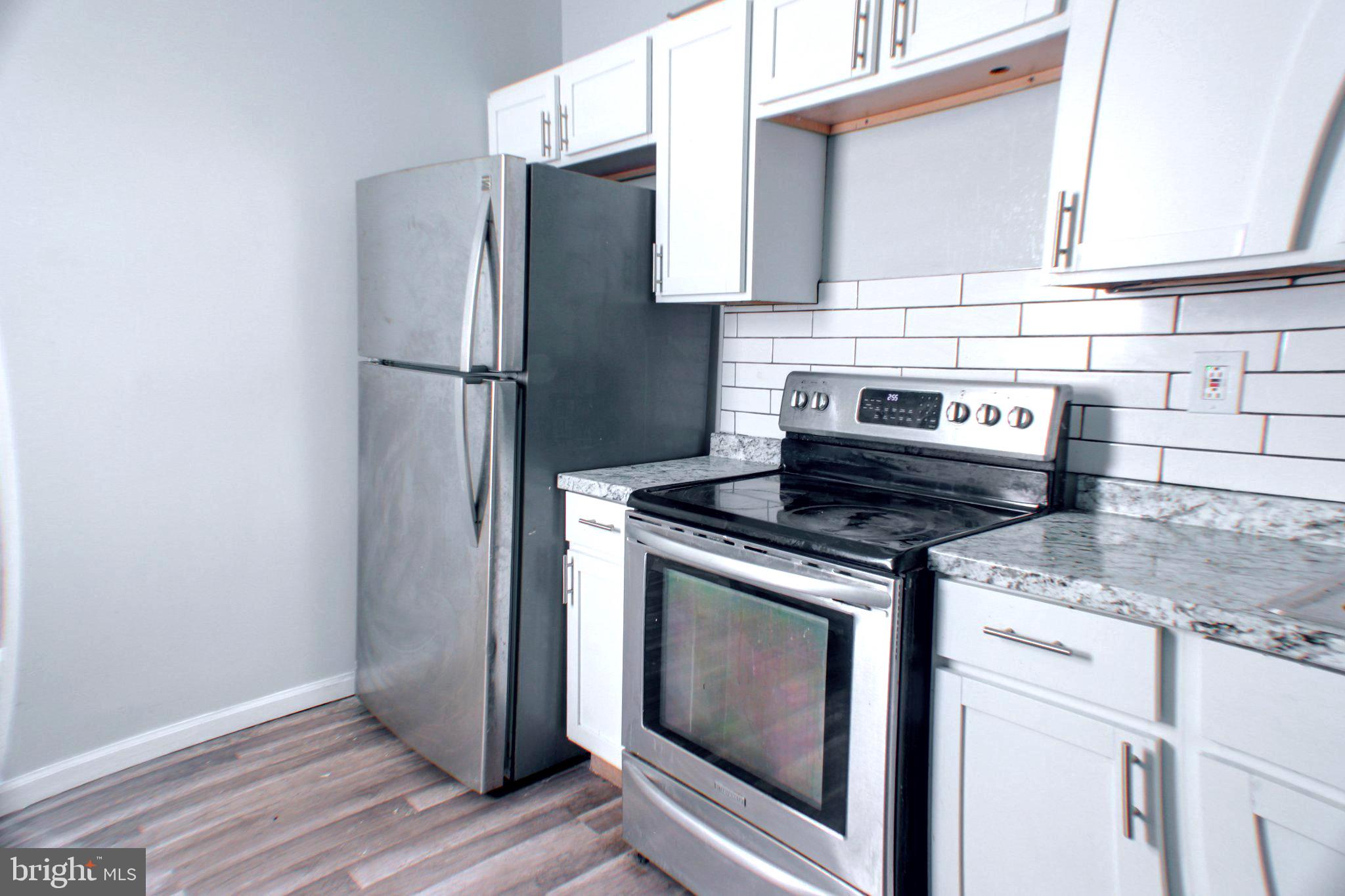 39 S 10TH STREET