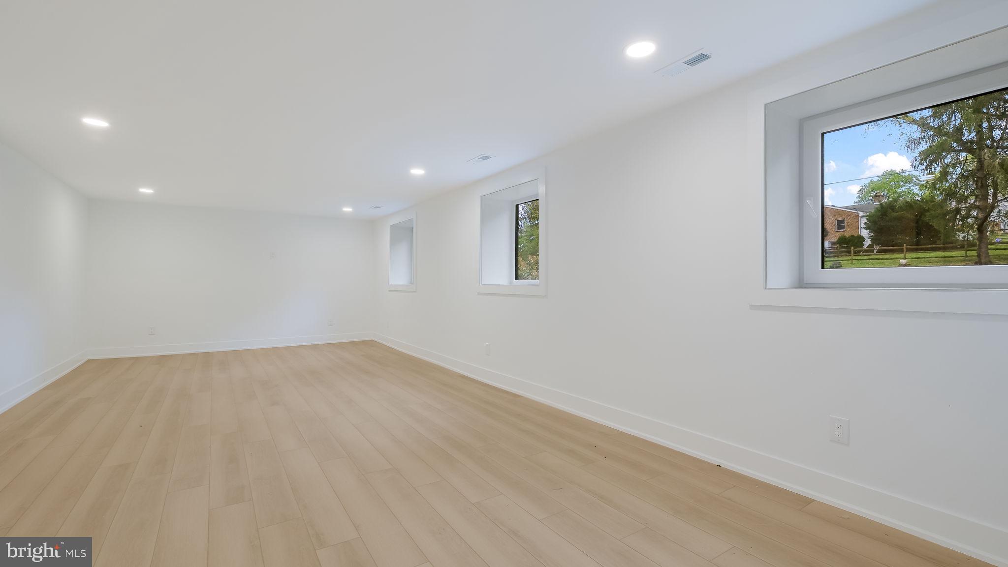 MEDIA - Residential