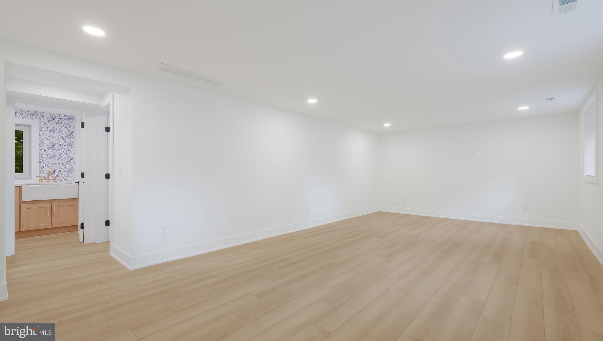 MEDIA - Residential