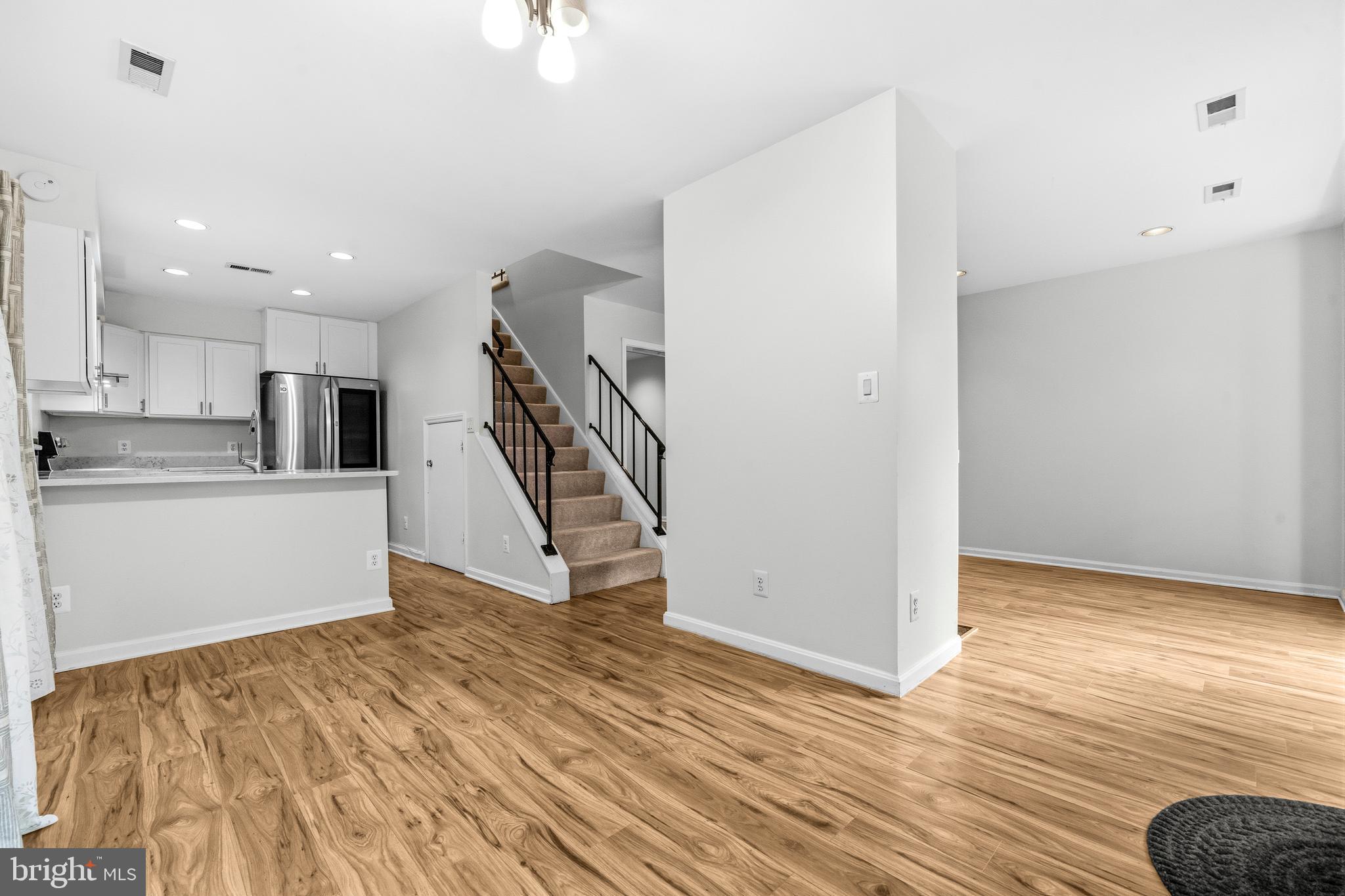SUNSET RIDGE - Residential